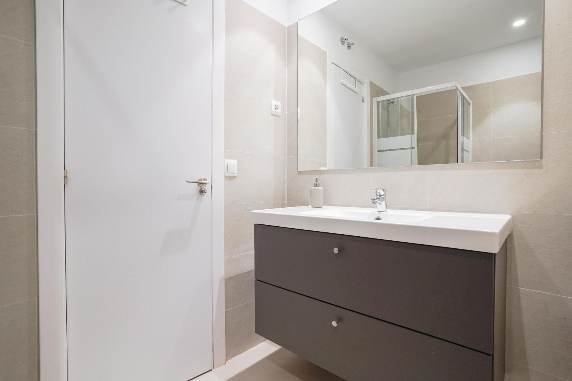 Apartment Bright Modern - 2bedrooms 1bath - Delicias