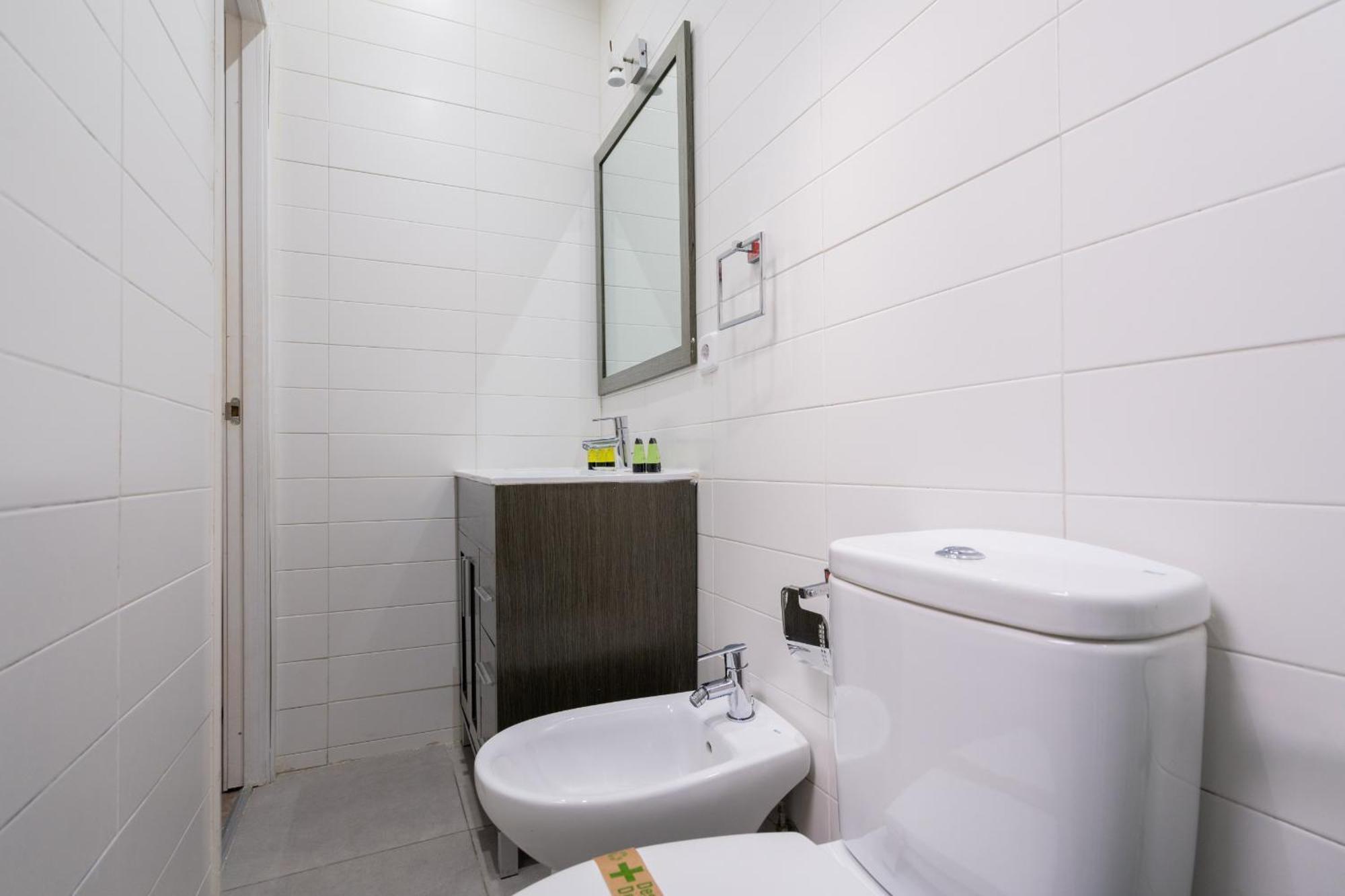 En Chueca 4 Personas Alquiler Temporal Apartamento *