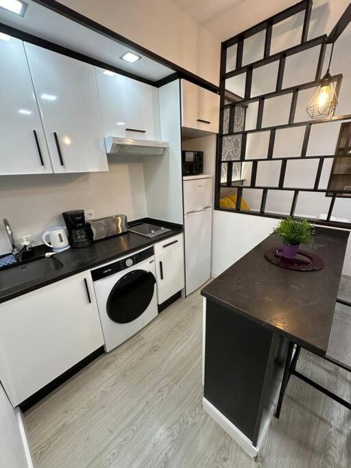Cozy For 4 Pax In Gran Via - M1 Apartamento