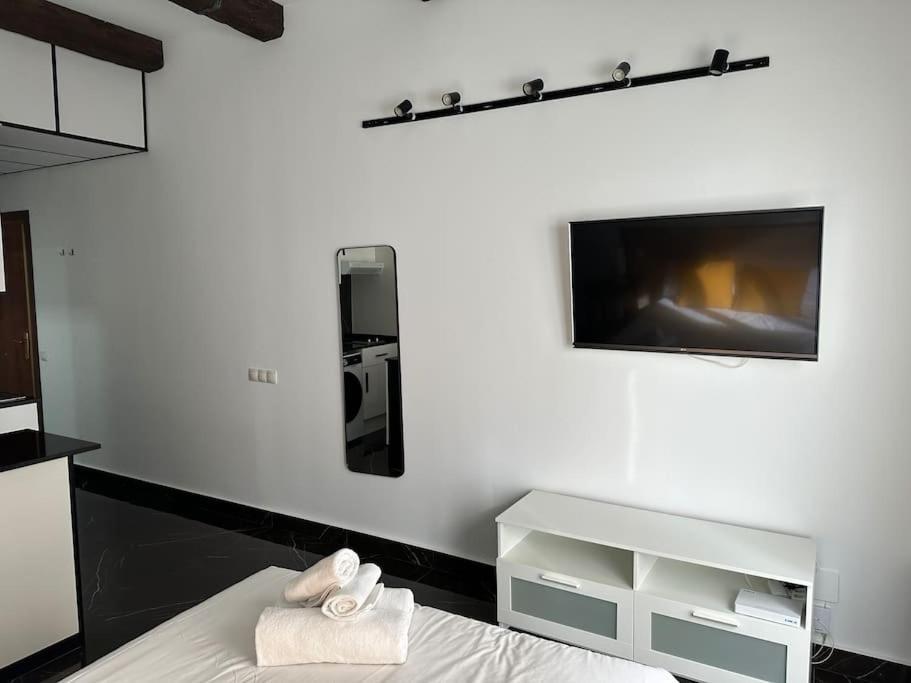 Cozy Penthouse With Terrace In Gran Via - 3c Apartamento *