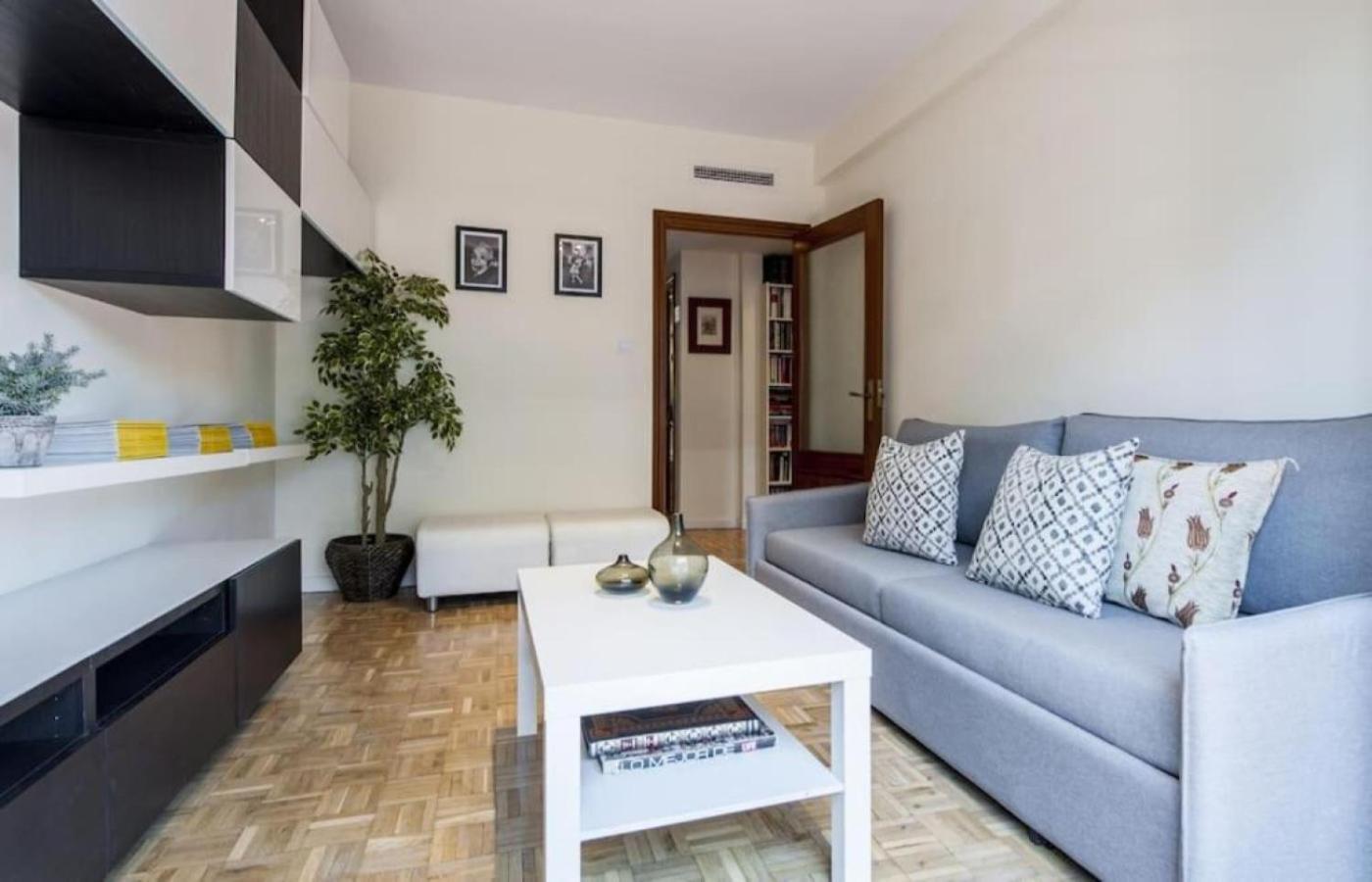 Apartamento Plaza De Ventas Ii -tu Con Estilo En Madrid