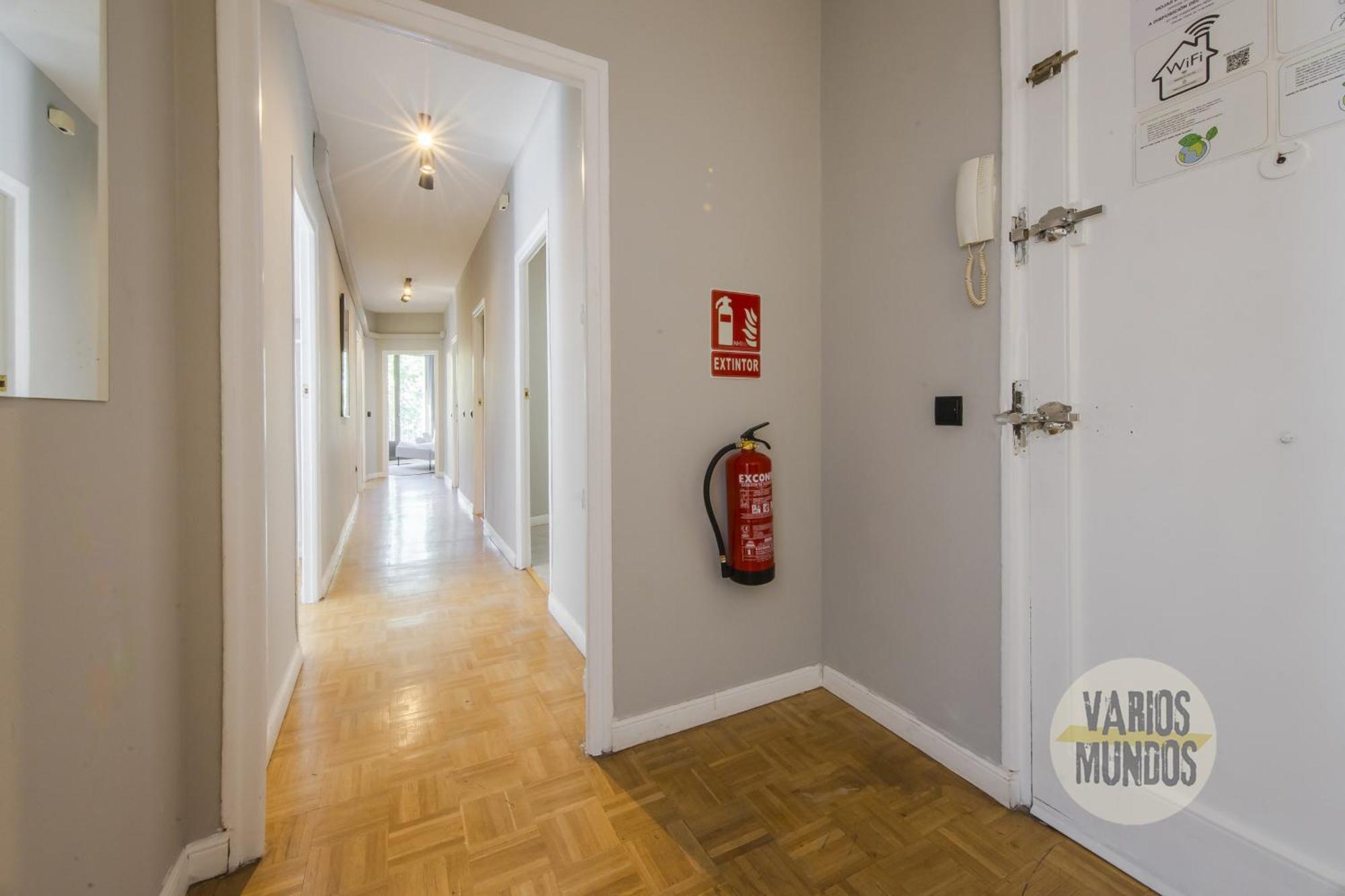 Amplio Y Centrico 9pax En La Latina Apartamento Madrid