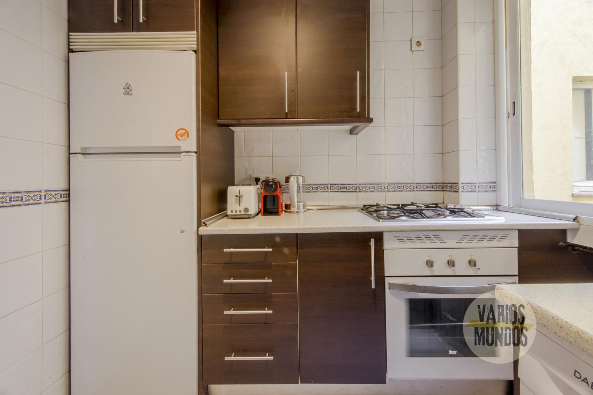 Apartamento Classic 7pax En La Latina-centro De