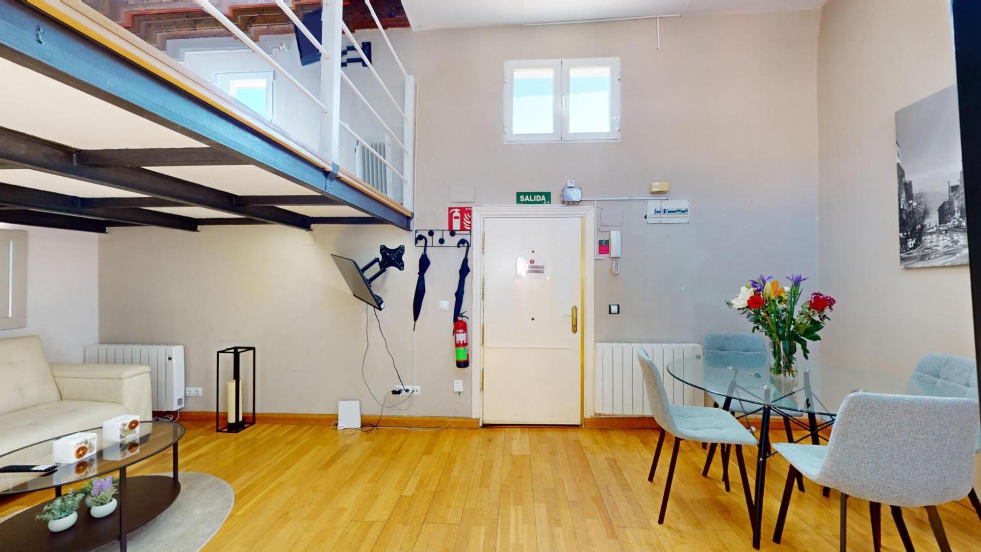 Fuencarral Apartamento *
