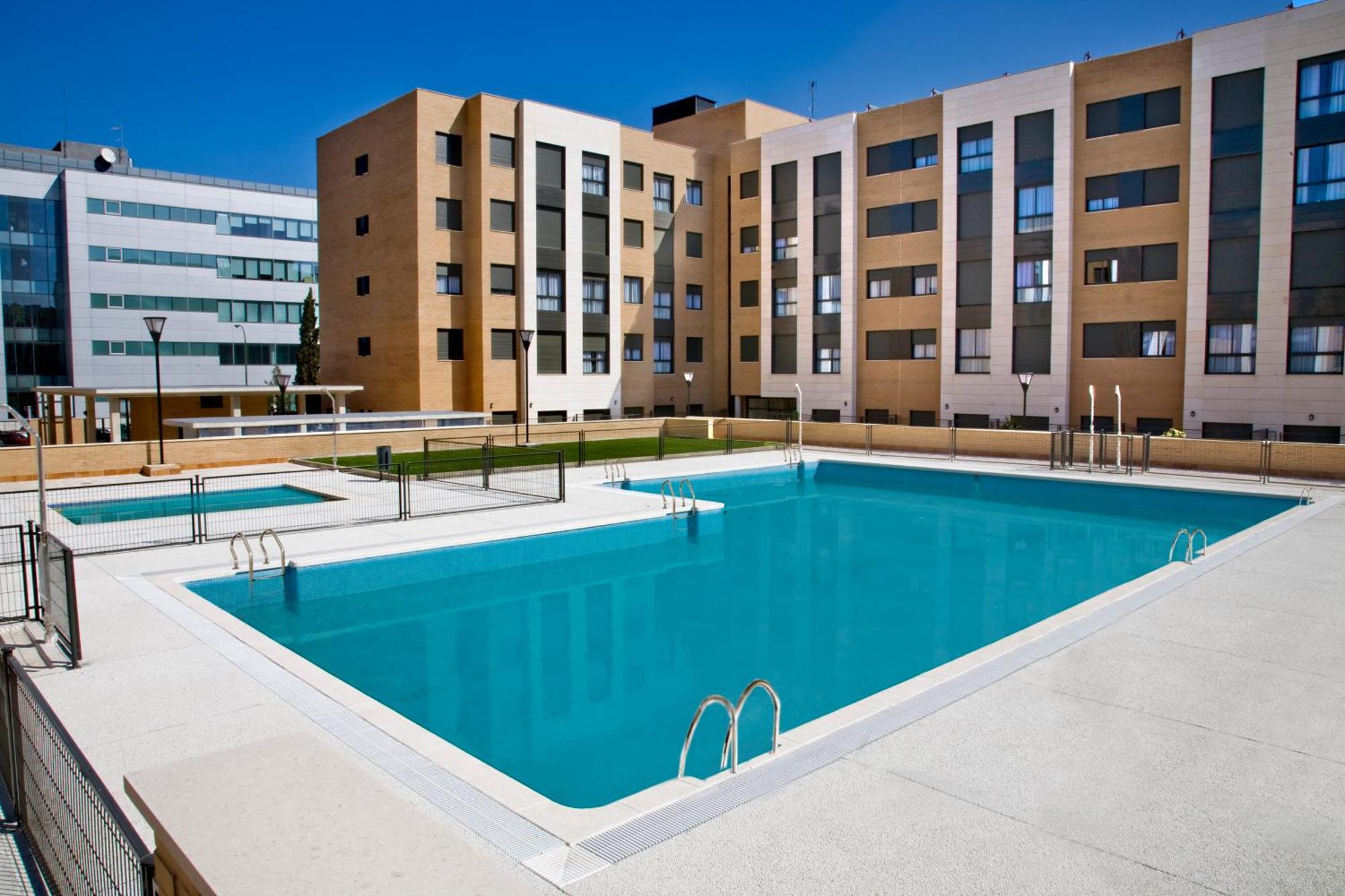 Apartahotel Compostela 3*