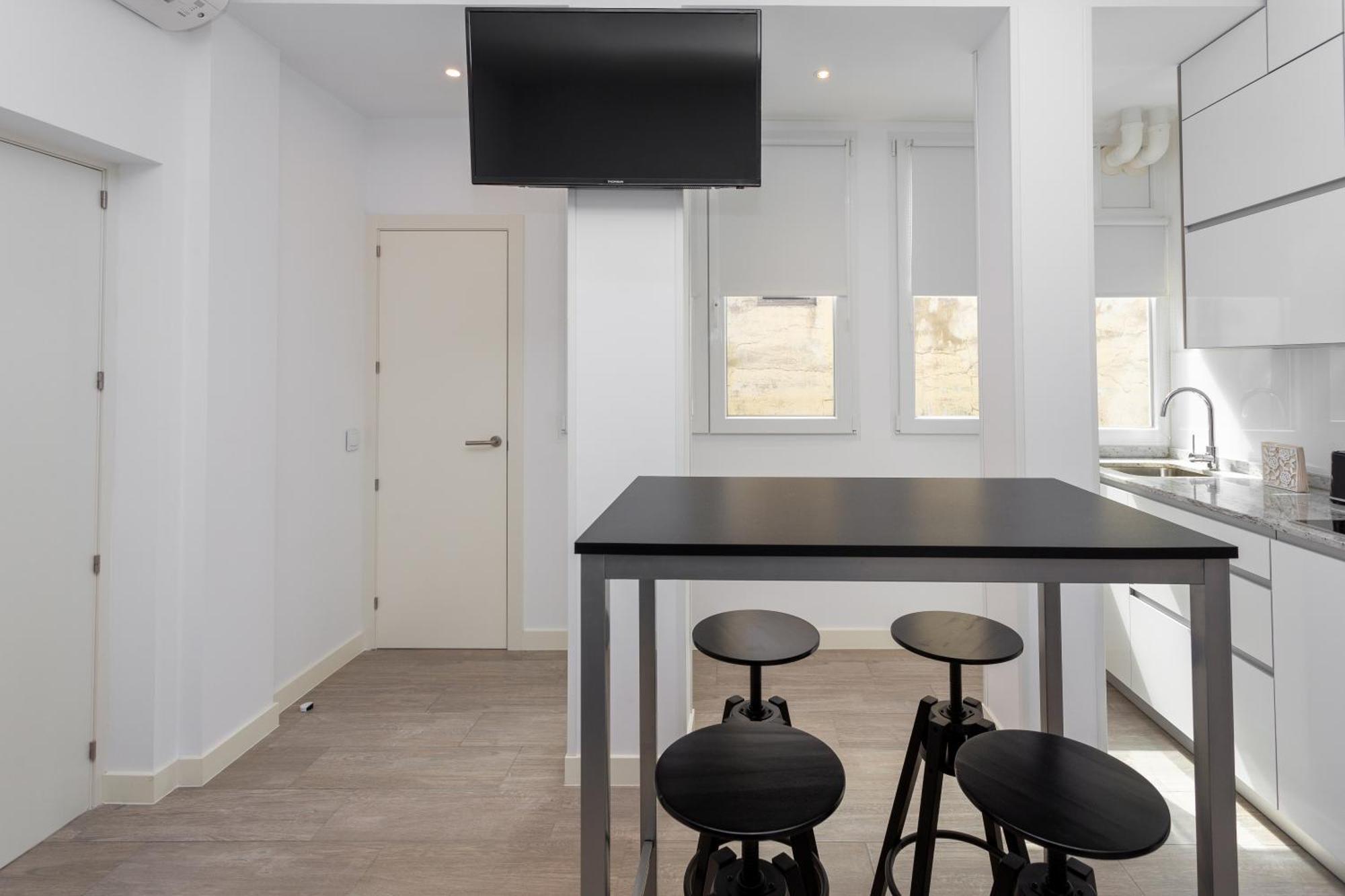 Apartment Alma *