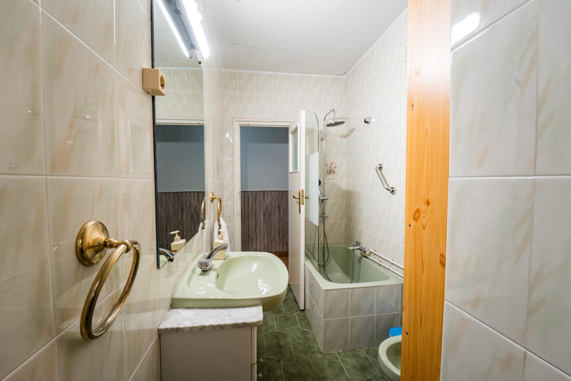 Apartamento Amplio En Chamberi By Bebalmy