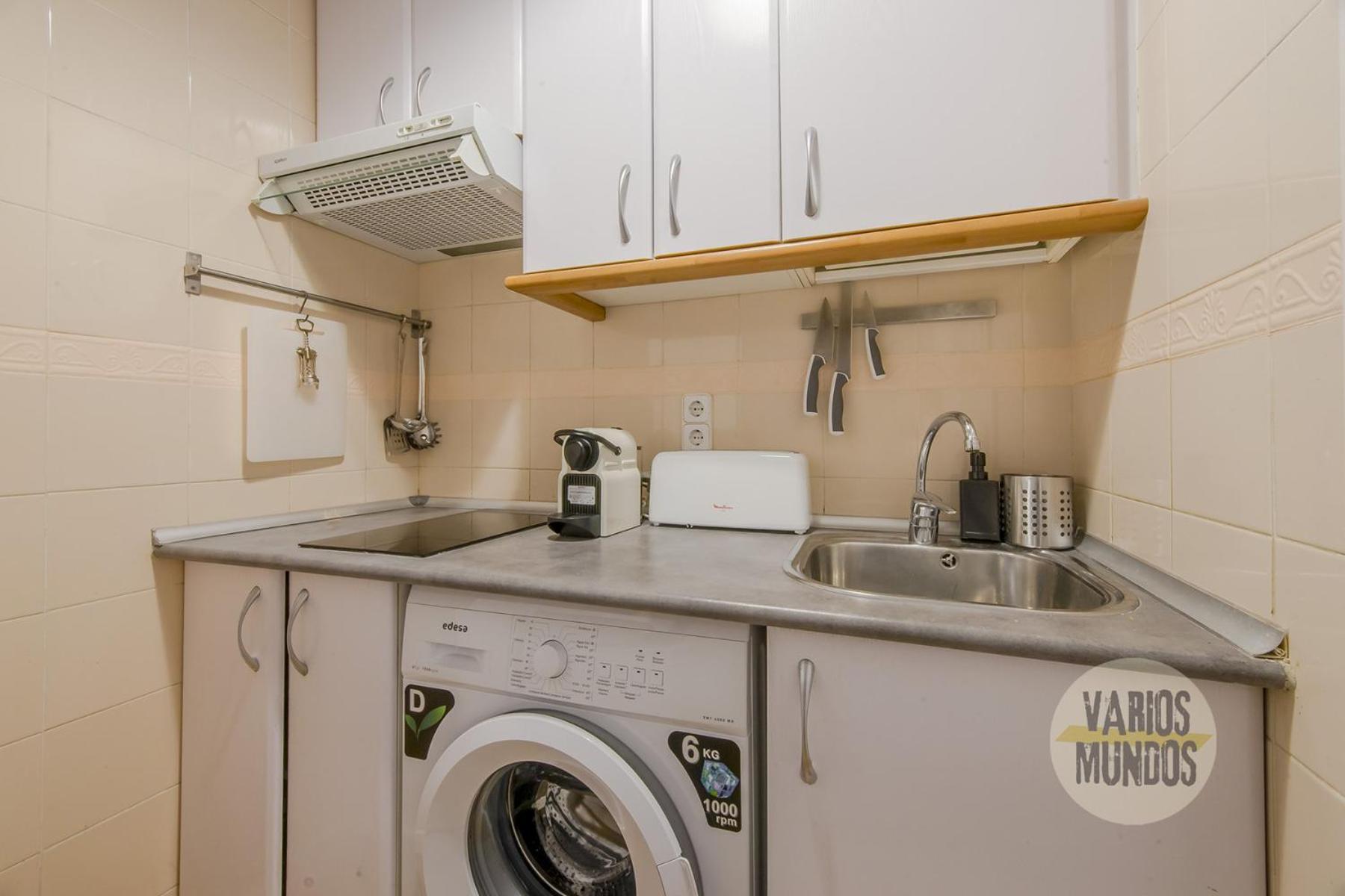 Fashion Design Loft En Calle Carretas-sol 4pax