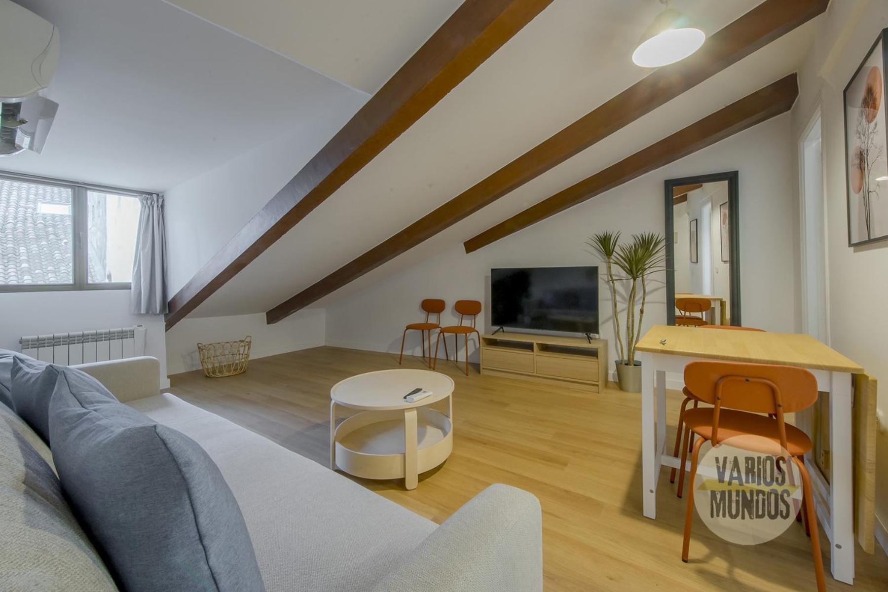 Fashion Design Loft En Calle Carretas-sol 4pax