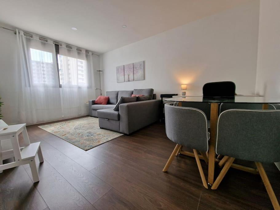 Apartamento Valdebebas Con Garaje Gimnasio Y Piscina Madrid