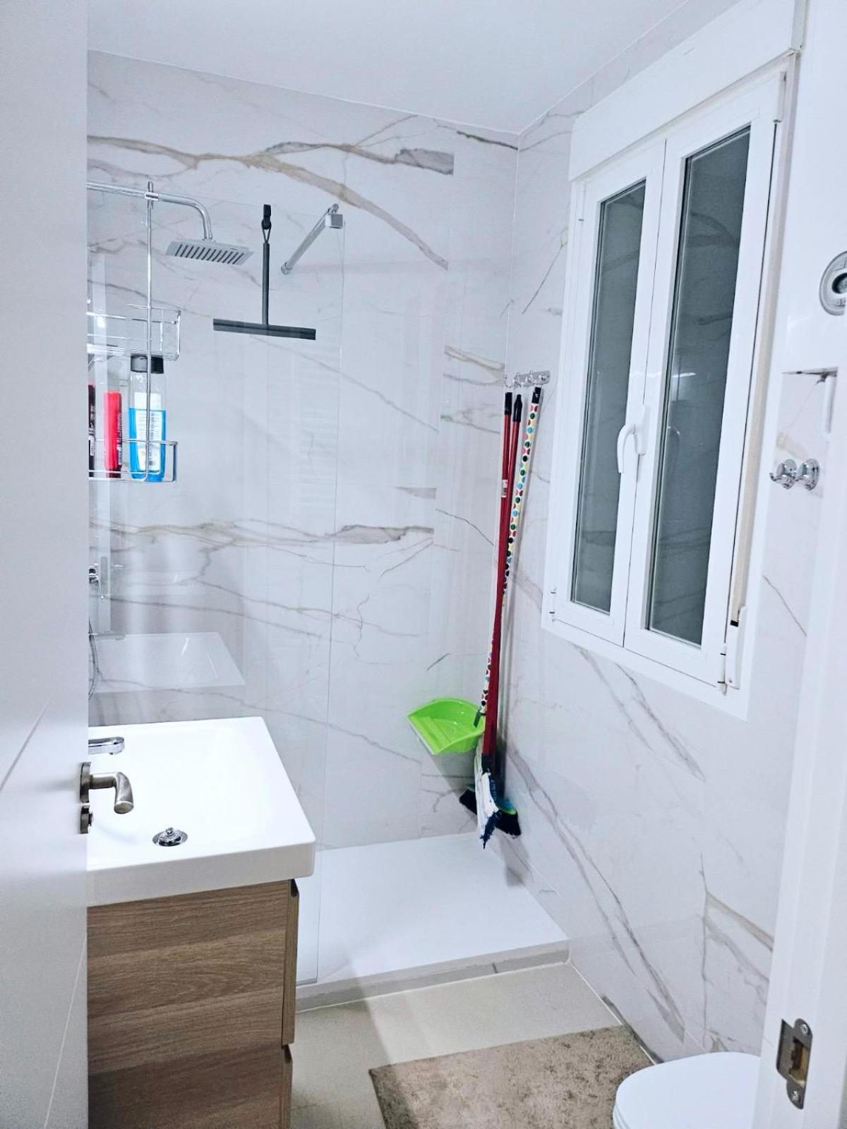 Apartamento Acogedor En Atocha By Bebalmy Madrid
