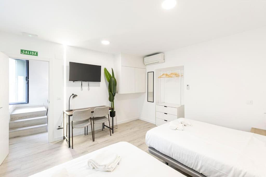 Apartamento Luminoso En El Barrio Ibiza A Solo 1km De Retiro Madrid