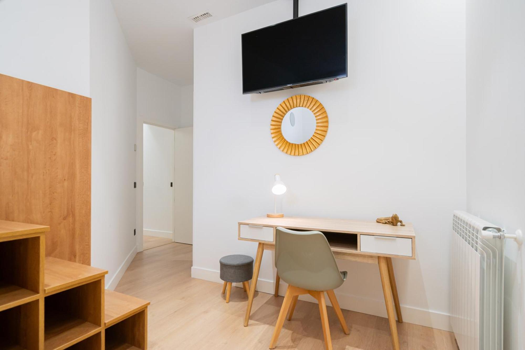 Apartamento Chueca Hortaleza 12pax 5 Bedrooms 5 Baths
