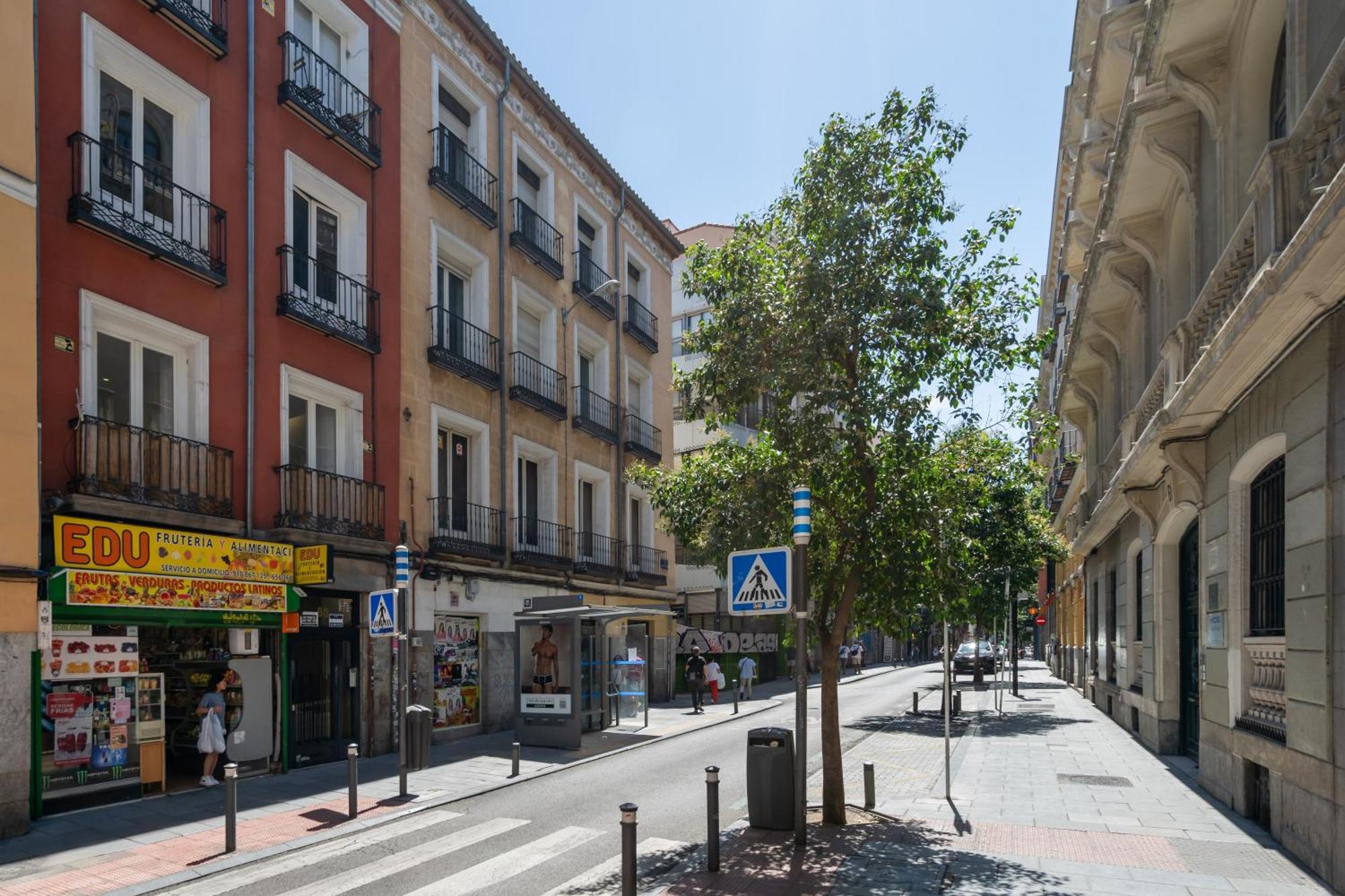 Apartamento Chueca Hortaleza 12pax 5 Bedrooms 5 Baths *
