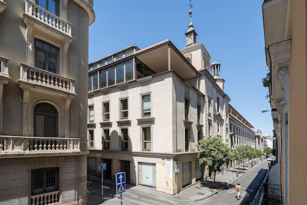 Apartamento Chueca Hortaleza 12pax 5 Bedrooms 5 Baths Madrid