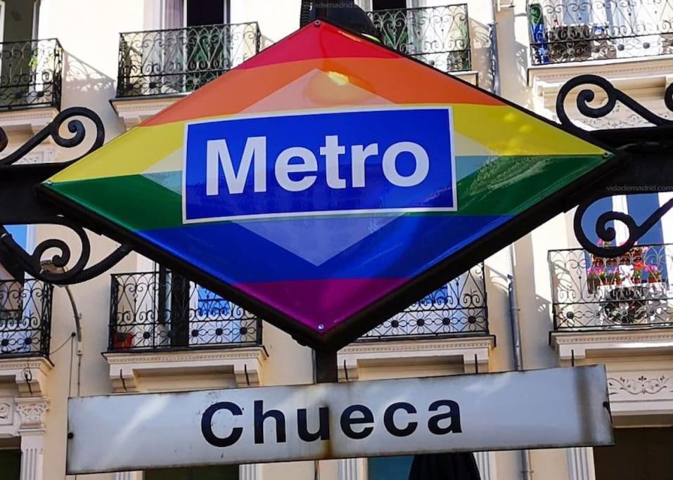 Chueca Hortaleza 12pax 5 Bedrooms 5 Baths