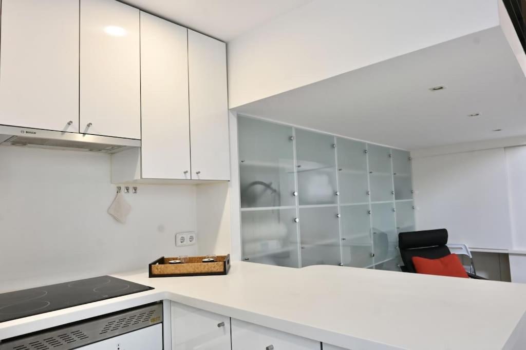 Apartamento For Temporal Con Encanto A Pocos Metros Del Sol Myr13 Madrid
