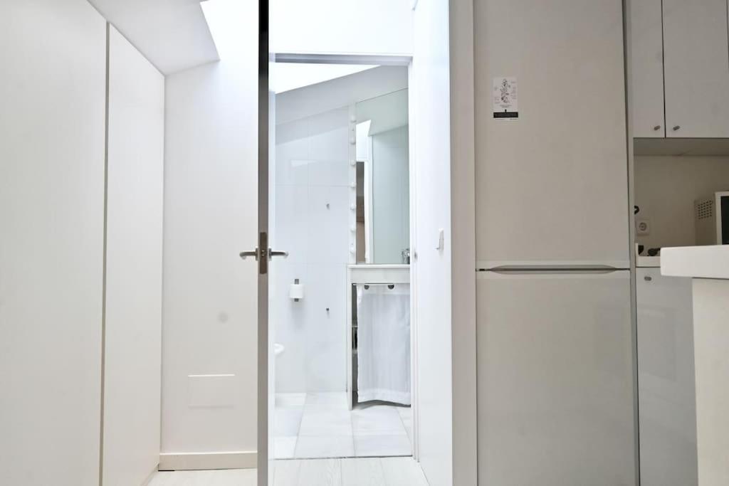 Apartamento For Temporal Con Encanto A Pocos Metros Del Sol Myr13 Madrid