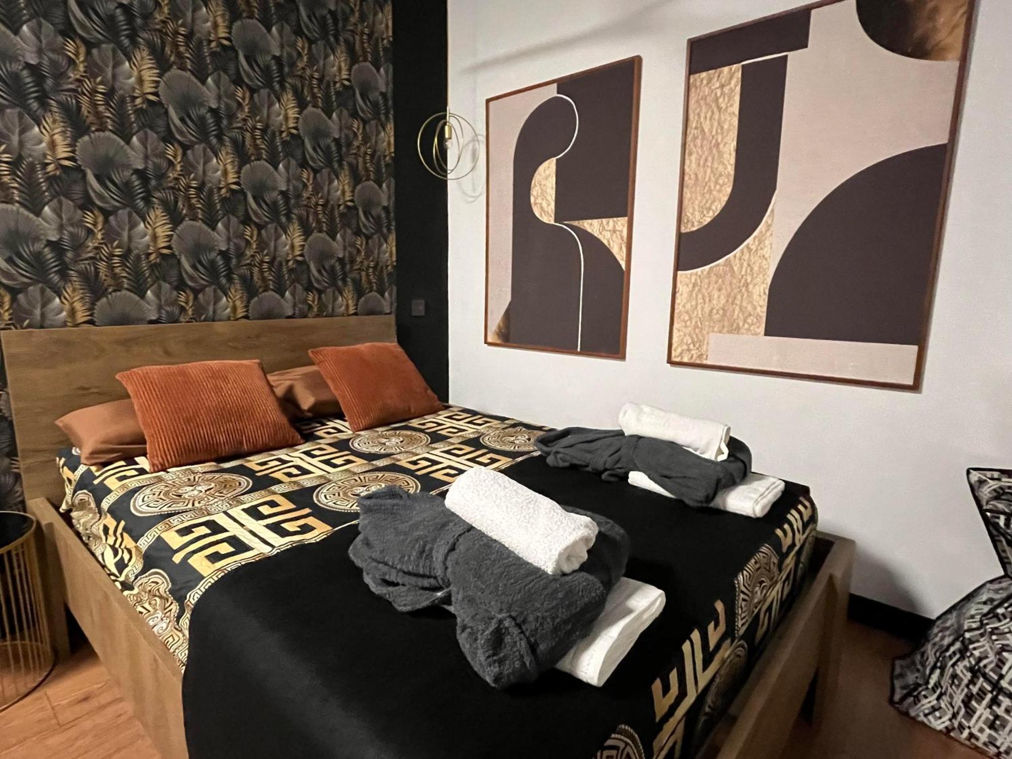 Chic12 Only For Millionaires Groups Apartamento *