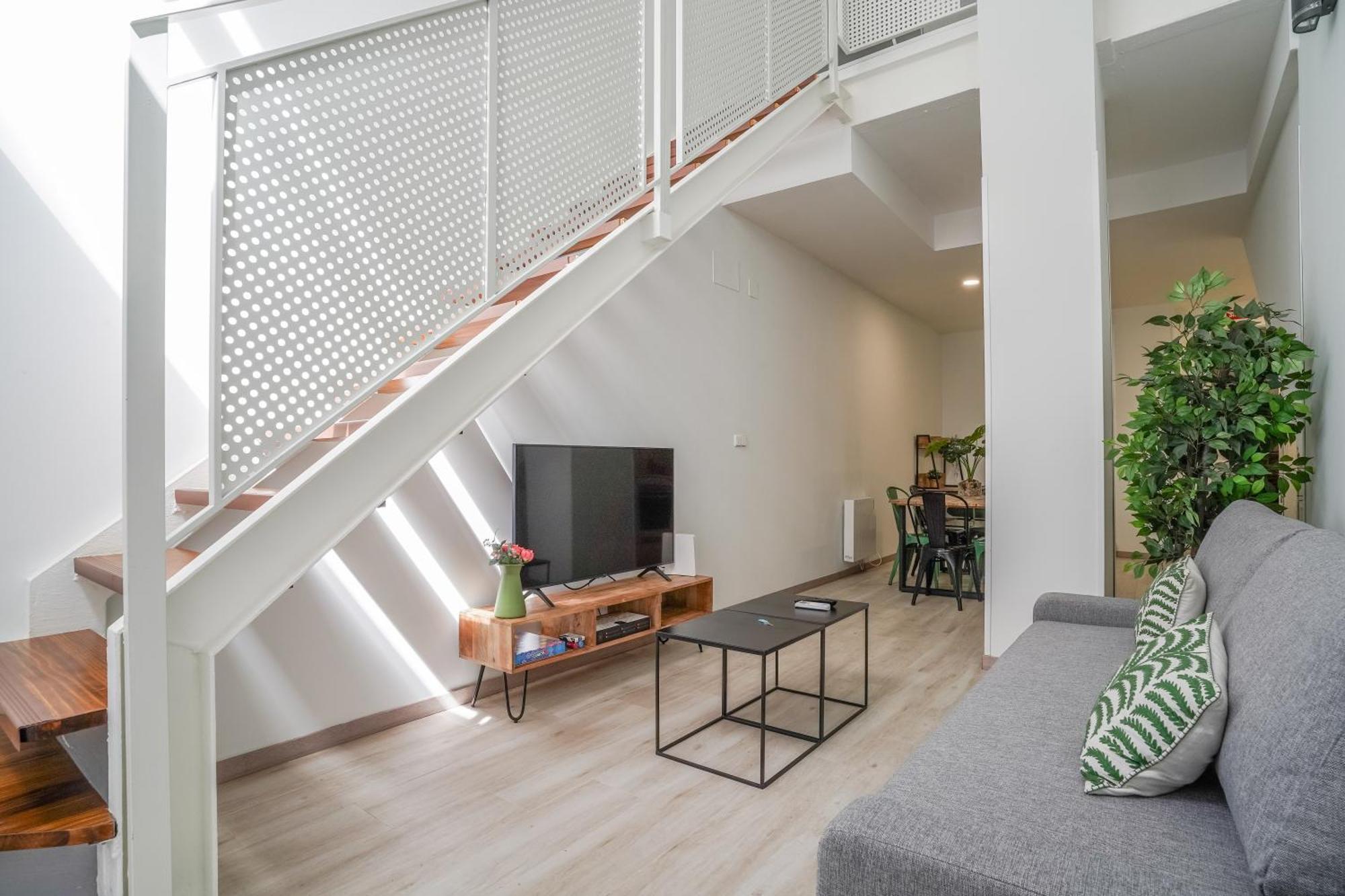 Apartamento Modern Duplex-2bedrooms 1.5baths-delicias