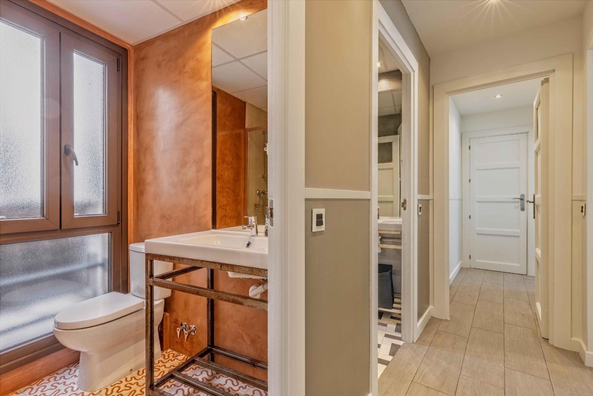Mit House Madville En Apartamento