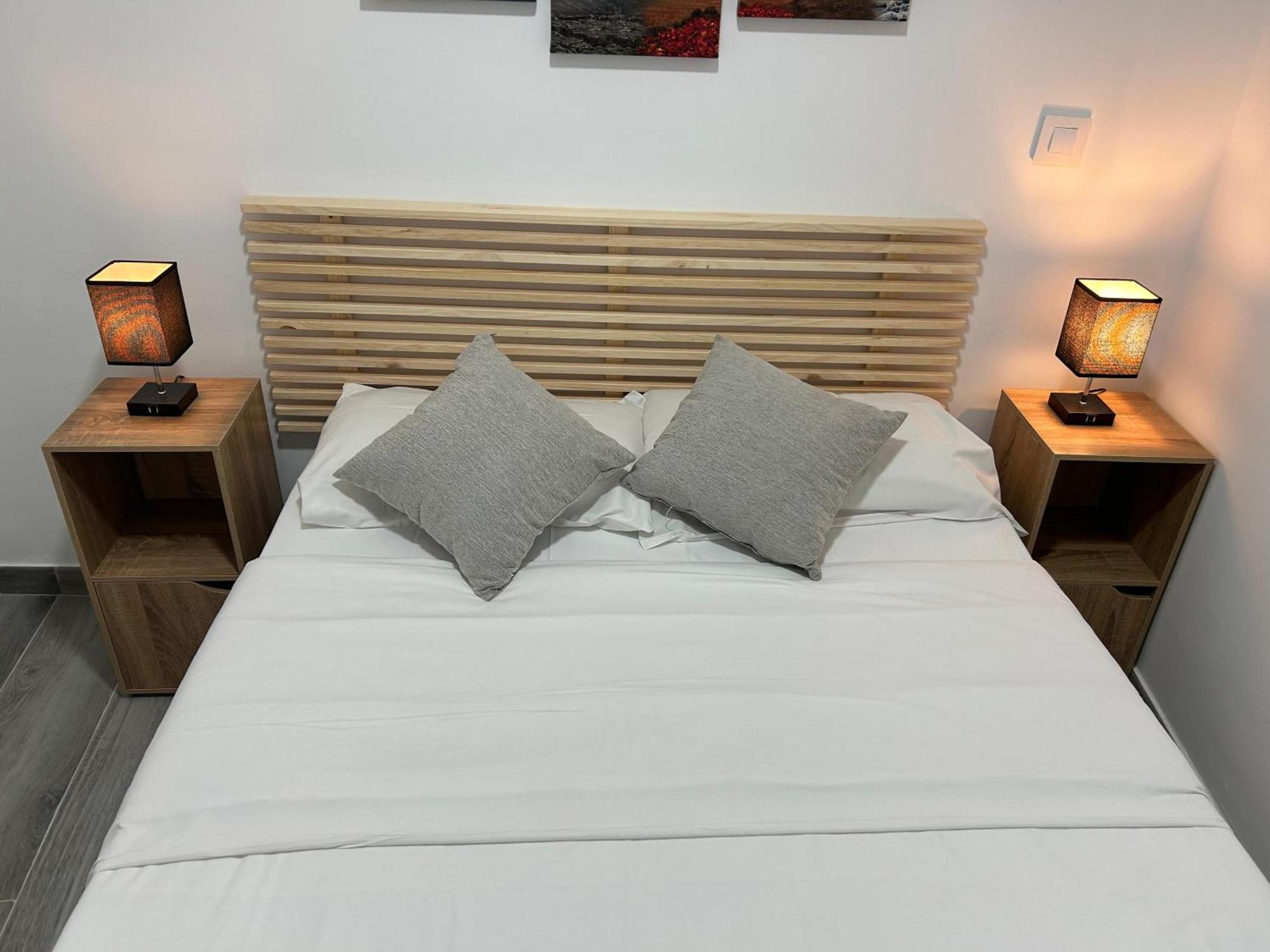Apartamento A Unos Pasos A Paseo Del Prado *