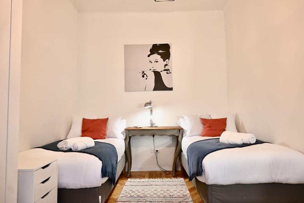 Apartamento For Centrica Y Amplia Vivienda Temporal Mdc23