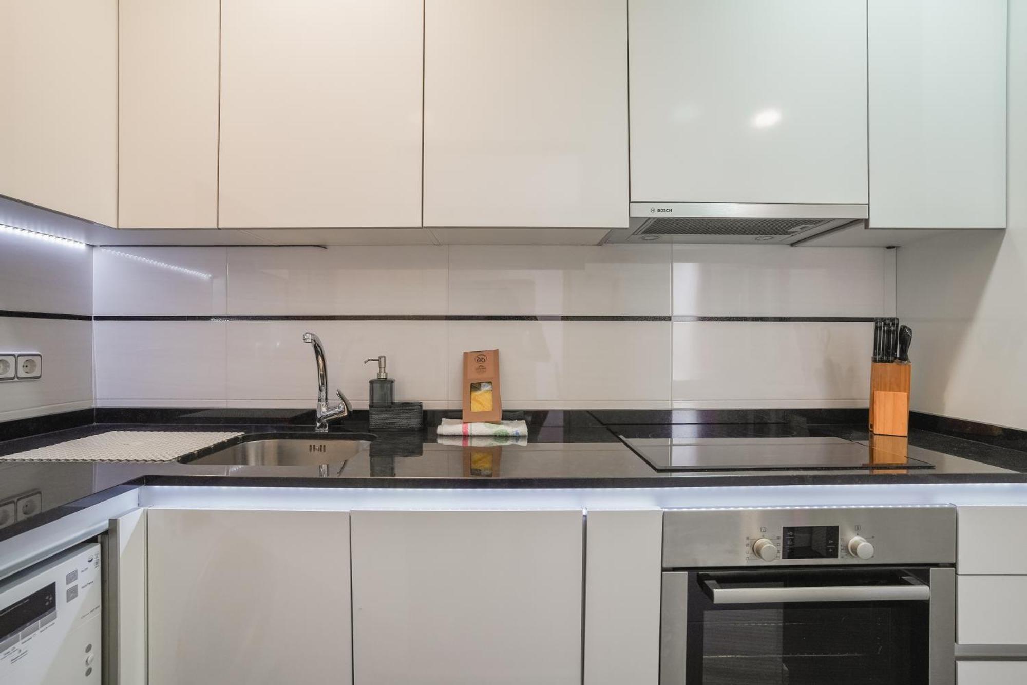 Cozy Apartment-1bedroom 1bathroom-salamanca Madrid