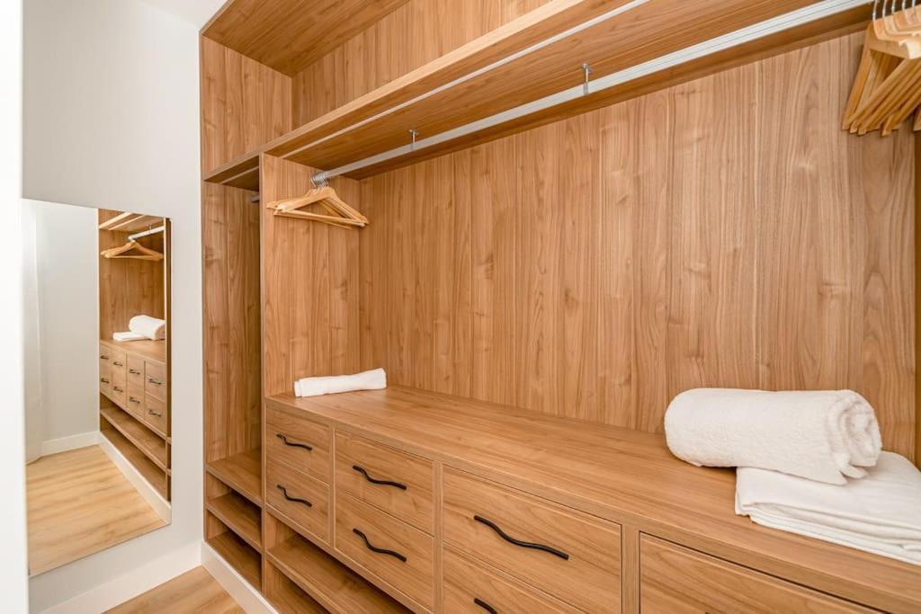 Centro Xi Calle Carrera De San Jeronimo 2br 2bh Apartamento *