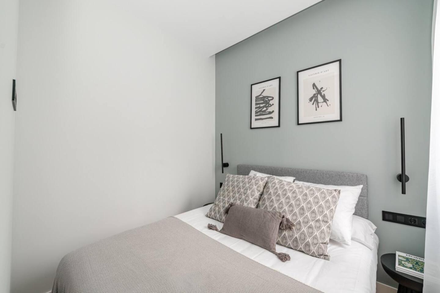 Apartamento Centro Xi Calle Carrera De San Jeronimo 2br 2bh *