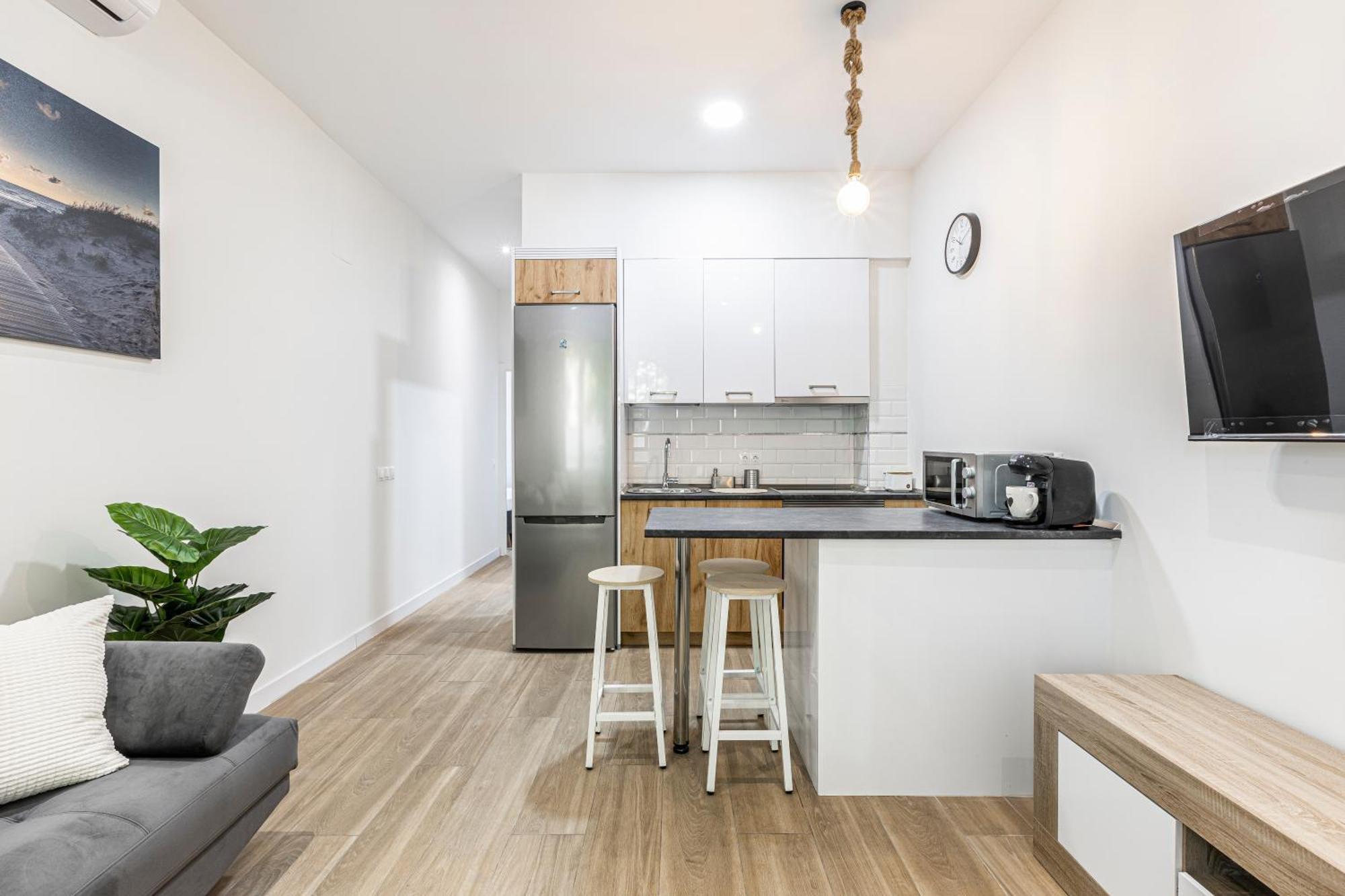 Apartamento A 5 Minutos Del Centro De 4p *