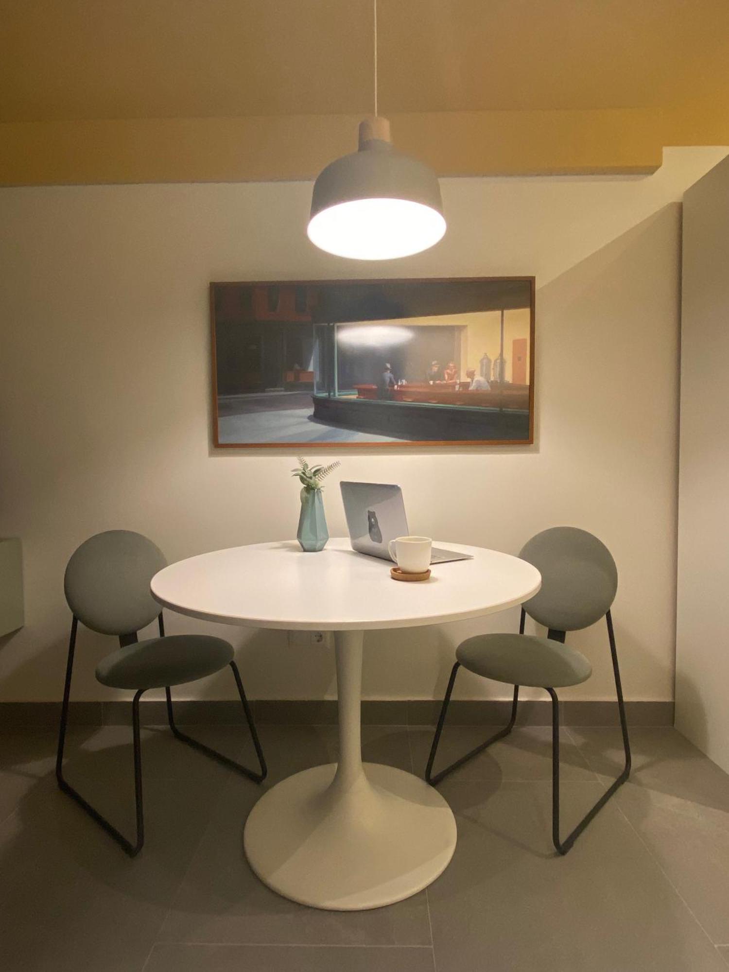 Urban Elegance, New, Stylish, Convenient, And Wow Apartamento