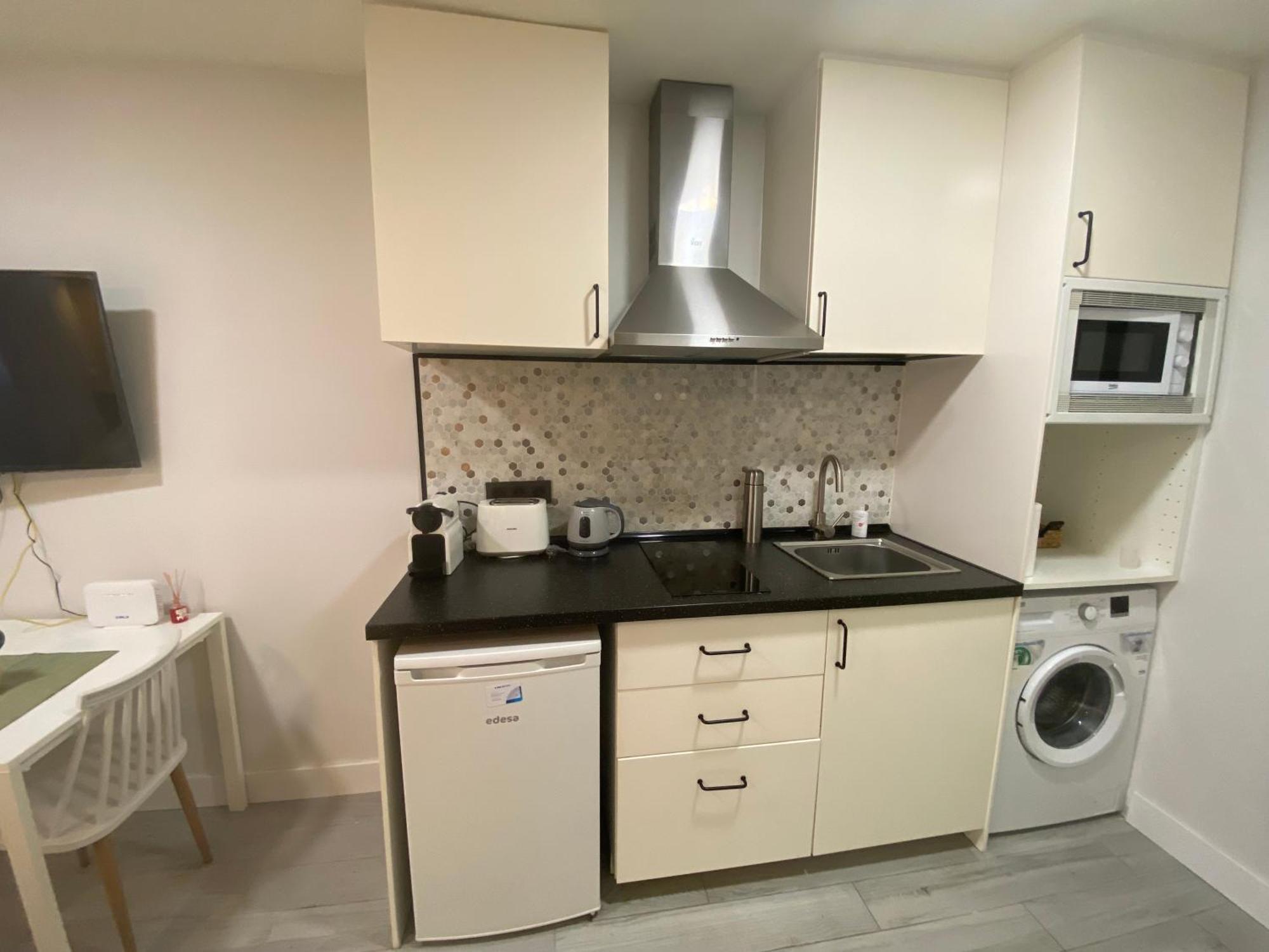 Studio, Cerca De El Rastro De Apartamento