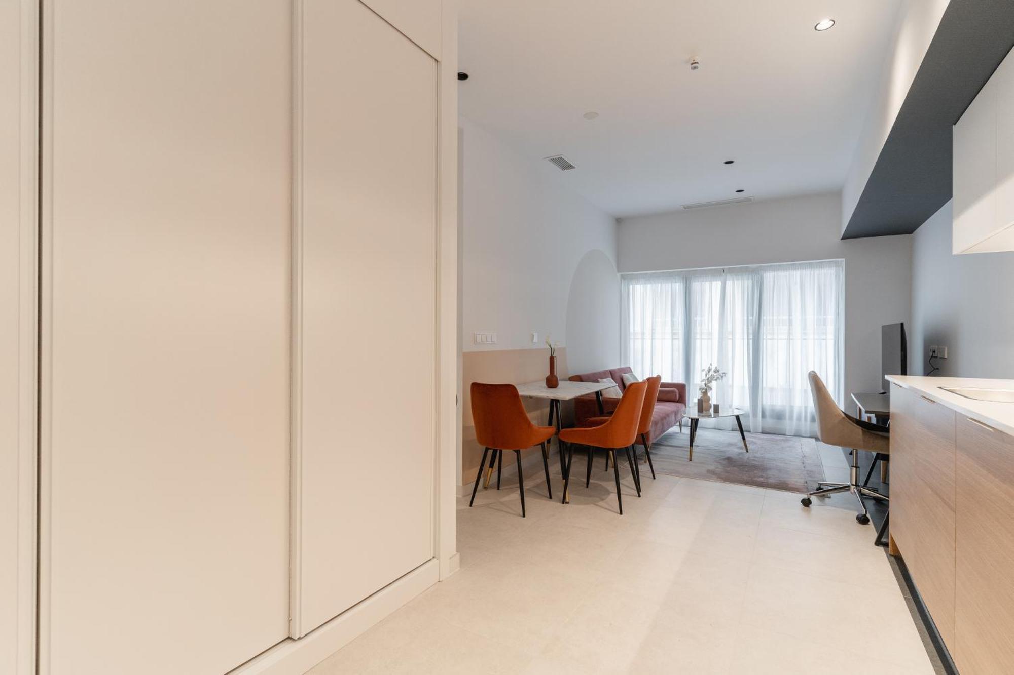 Canillas Apartments *