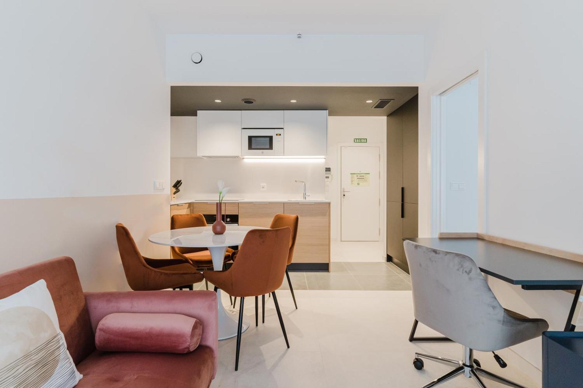 Canillas Apartments * Madrid