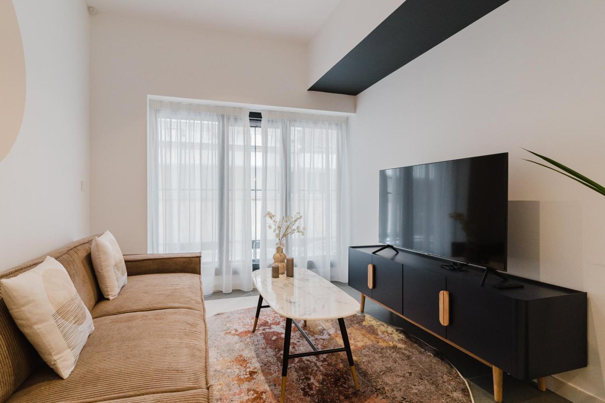 Canillas Apartments *
