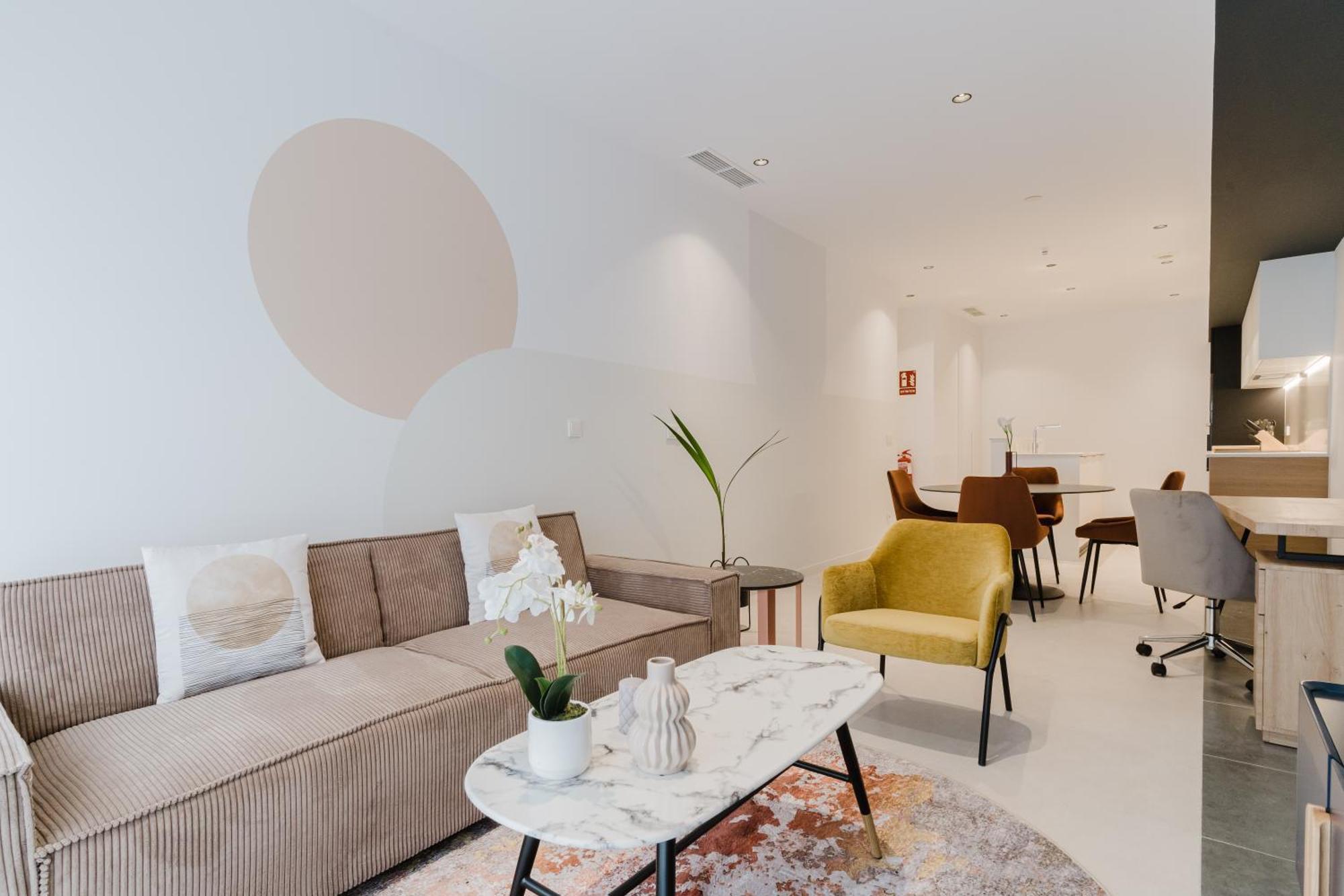 Canillas Apartments * Madrid