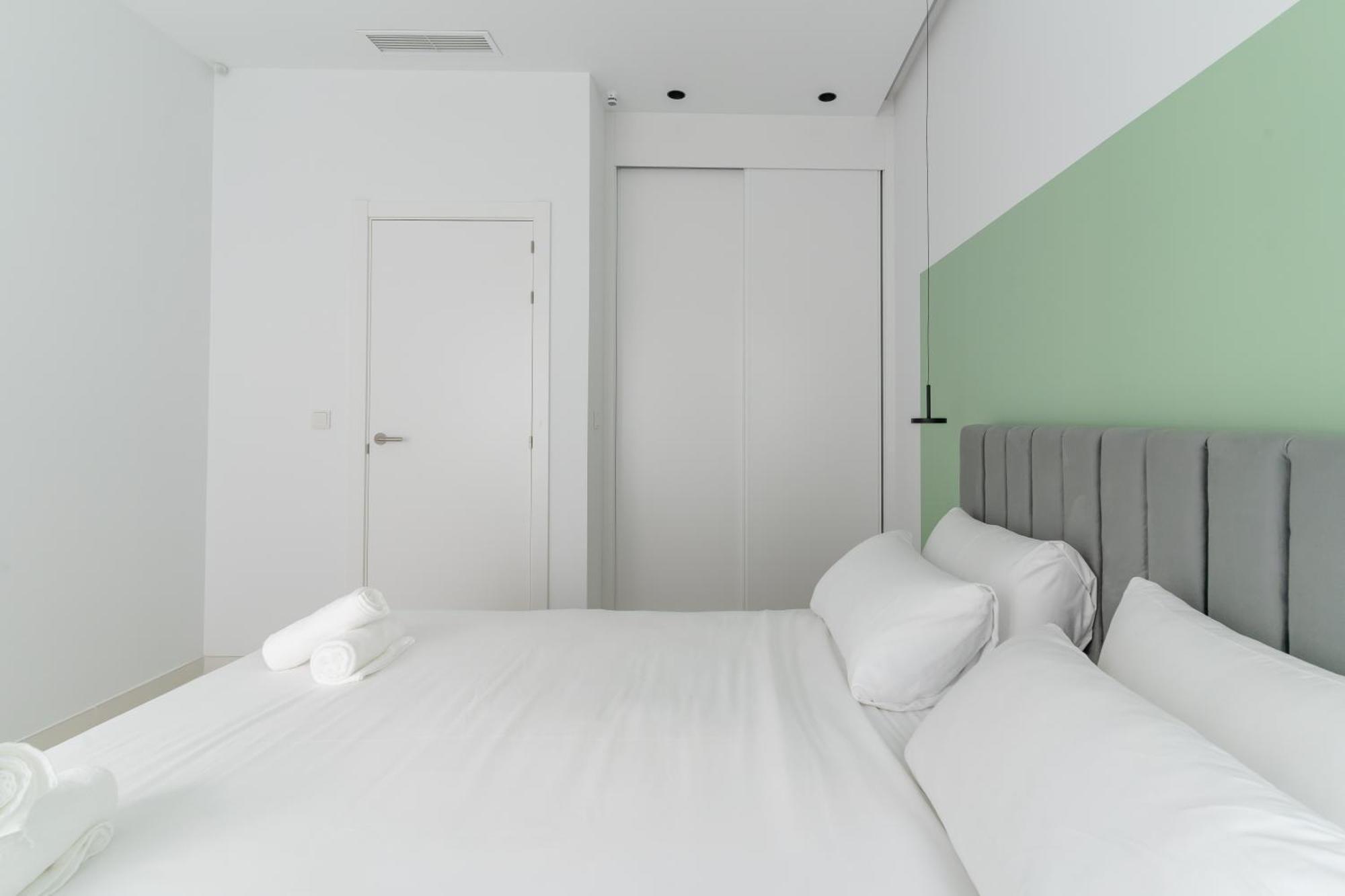 Canillas Apartments *