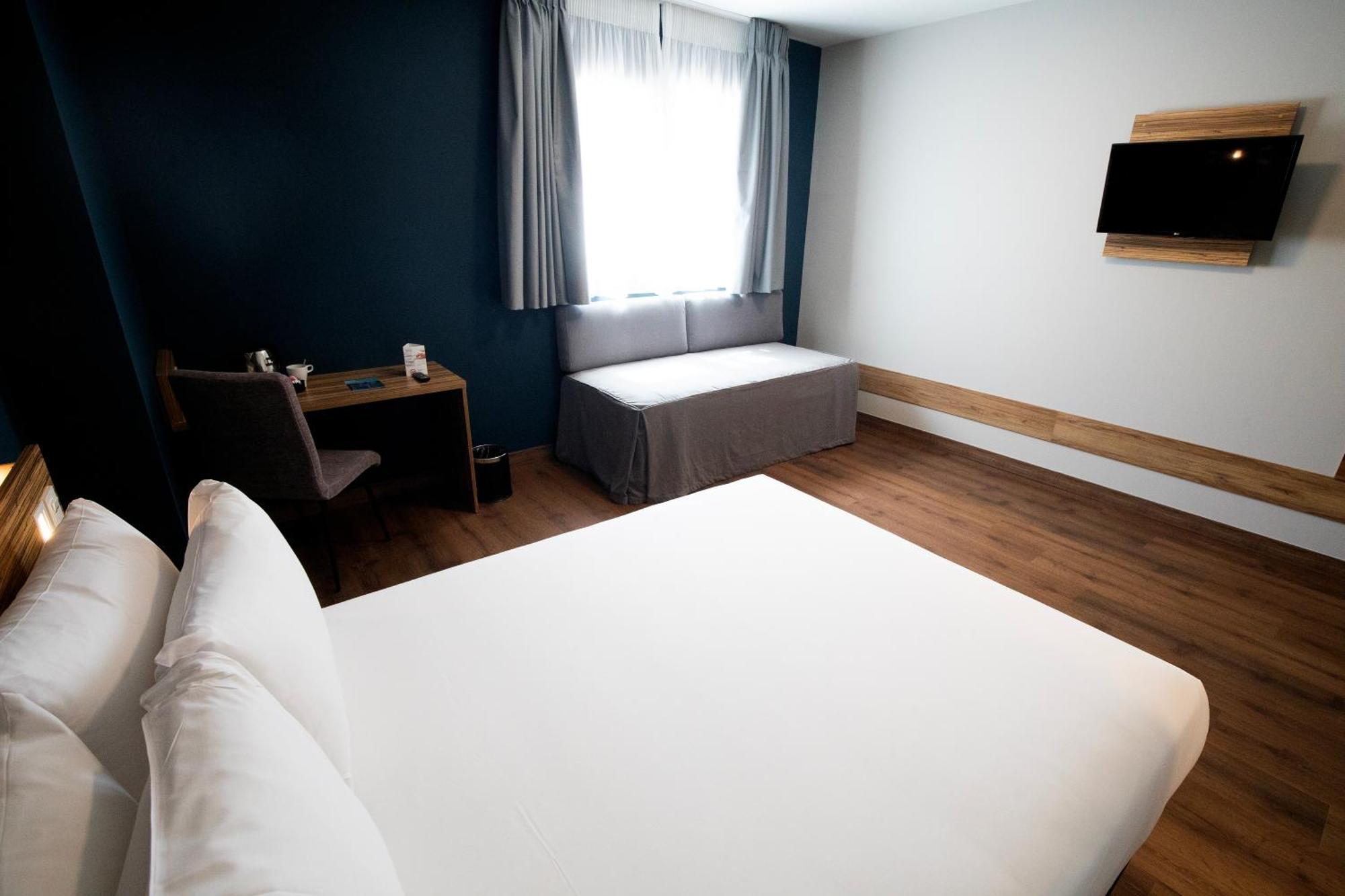 Travelodge Alcalá Hotel *