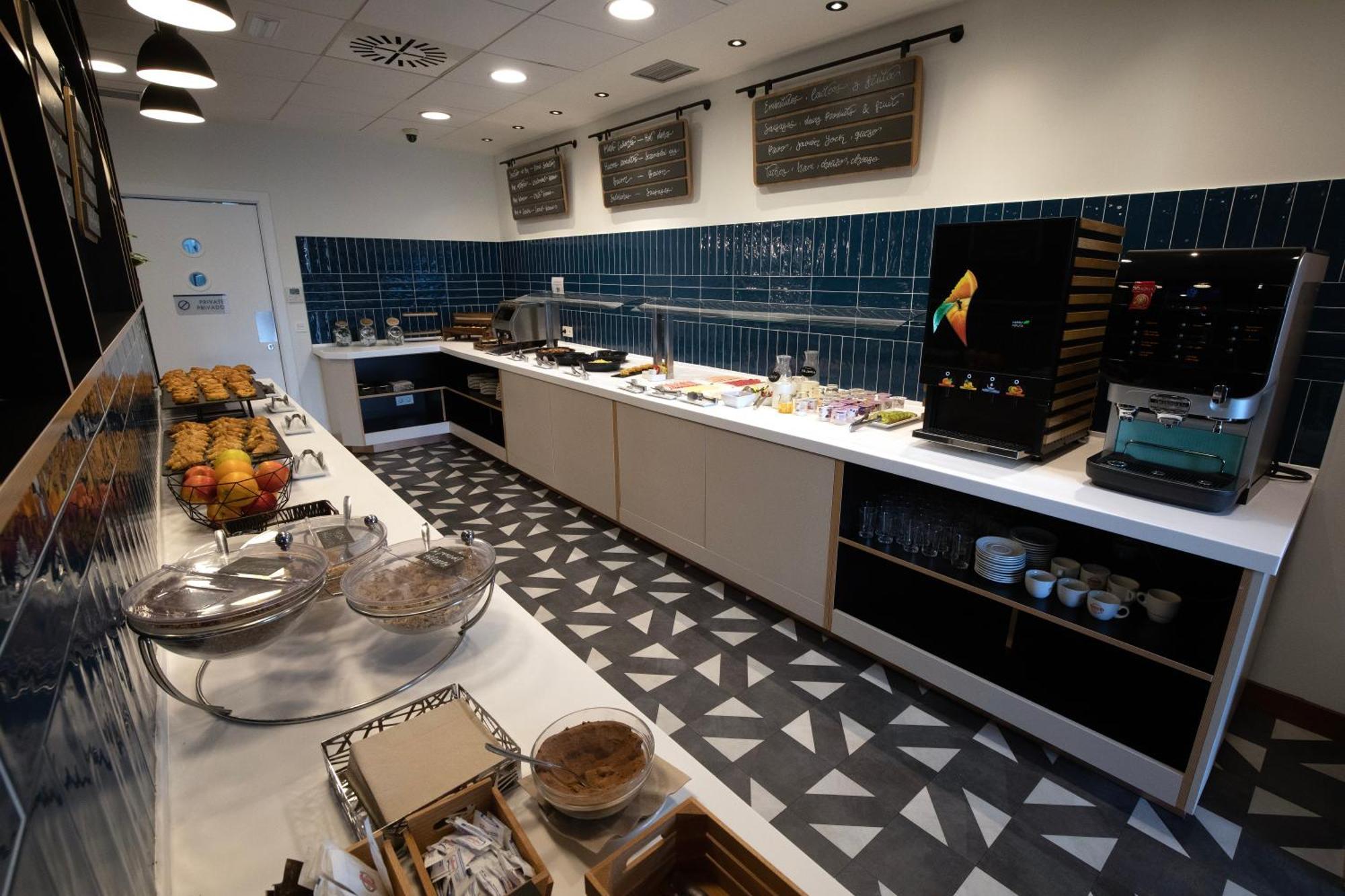Hotel Travelodge Alcalá *