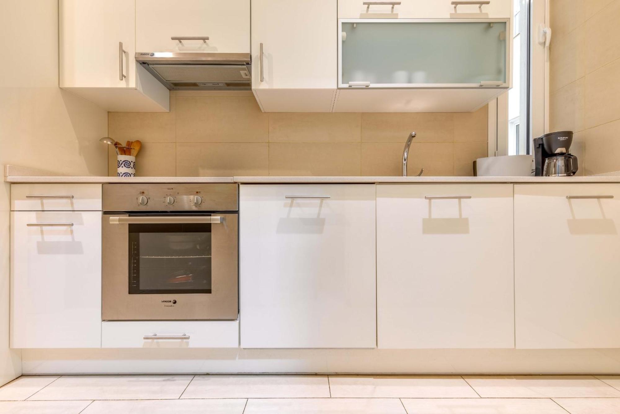 Mit House Echegaray En Apartamento *