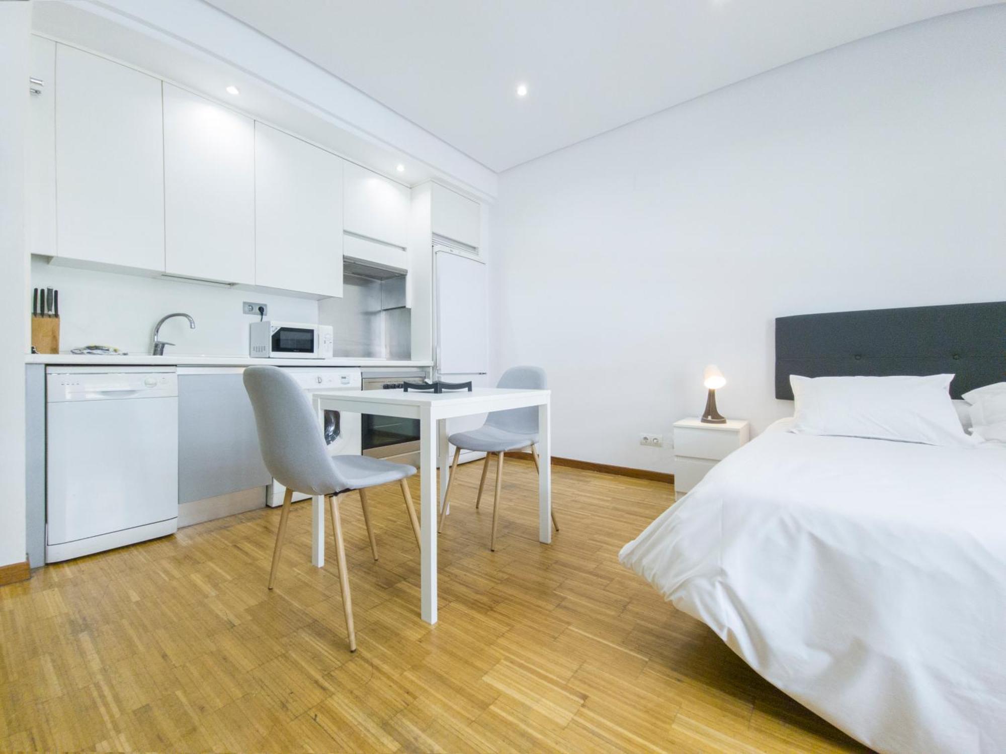 Apartamento Conde Duque Decó