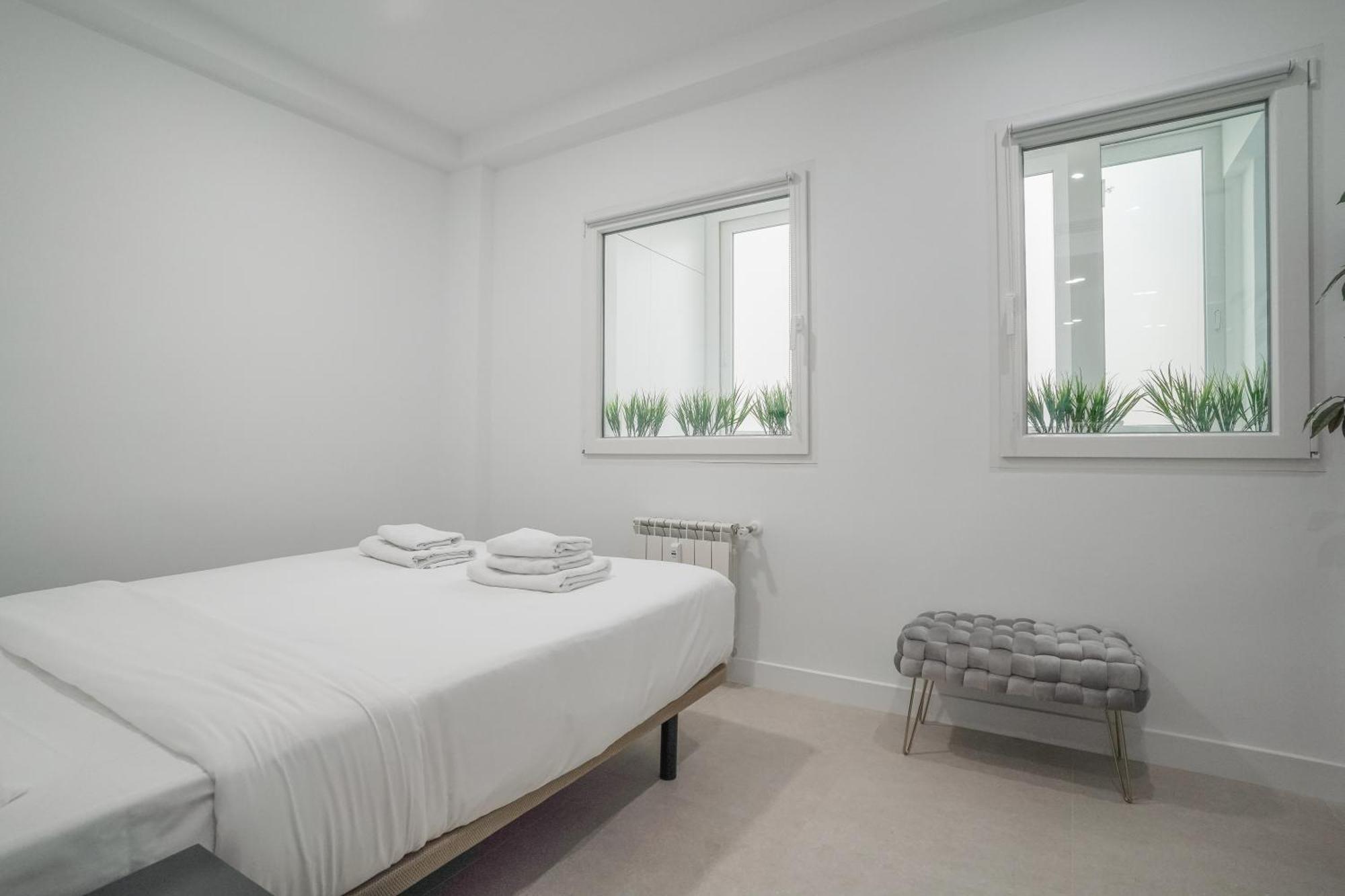 Modern Apartment-2bedrooms 2baths-bernabeu * Madrid