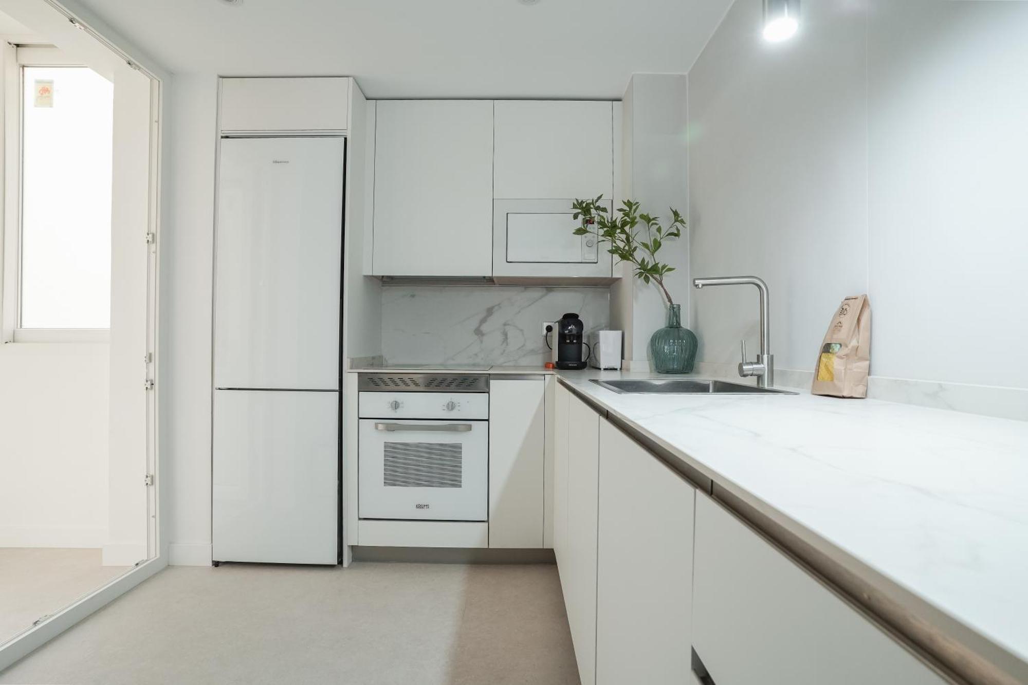 Modern Apartment-2bedrooms 2baths-bernabeu