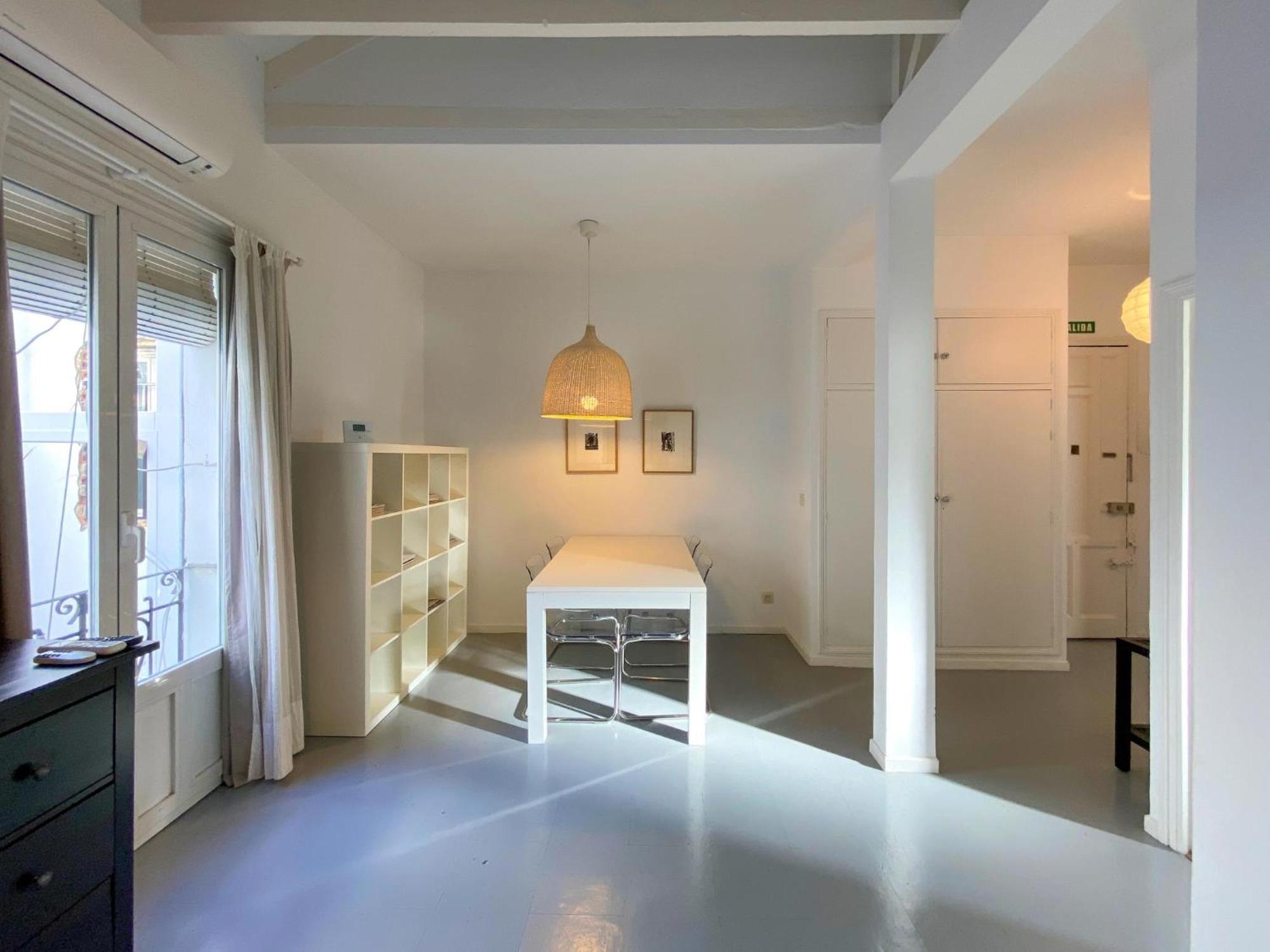 Apartamento Montaber - La Paz Market Madrid