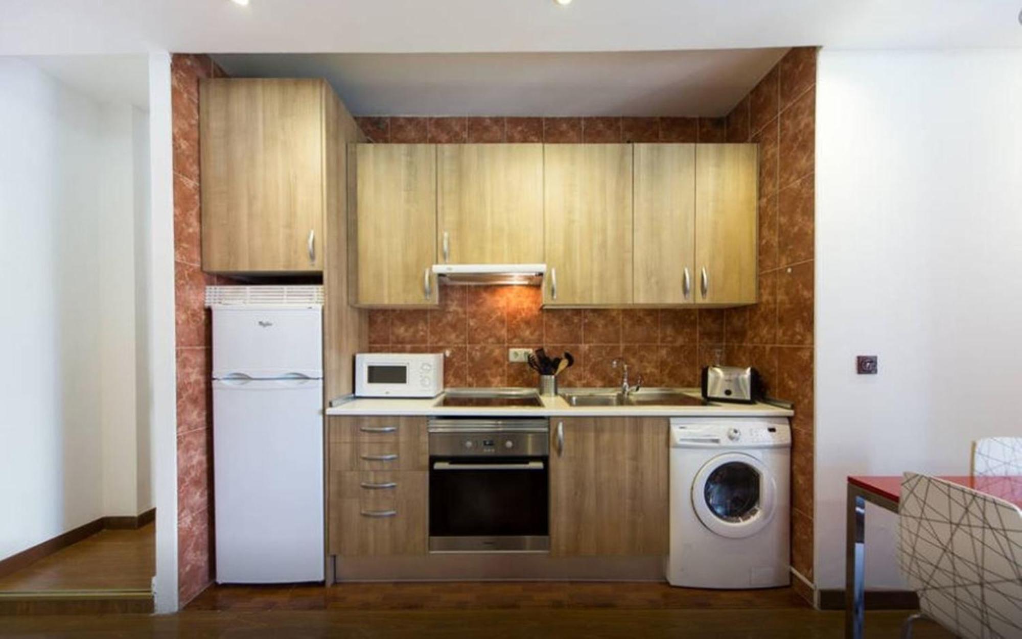 Book In Madrid- Puerta Del Sol Apartamento *