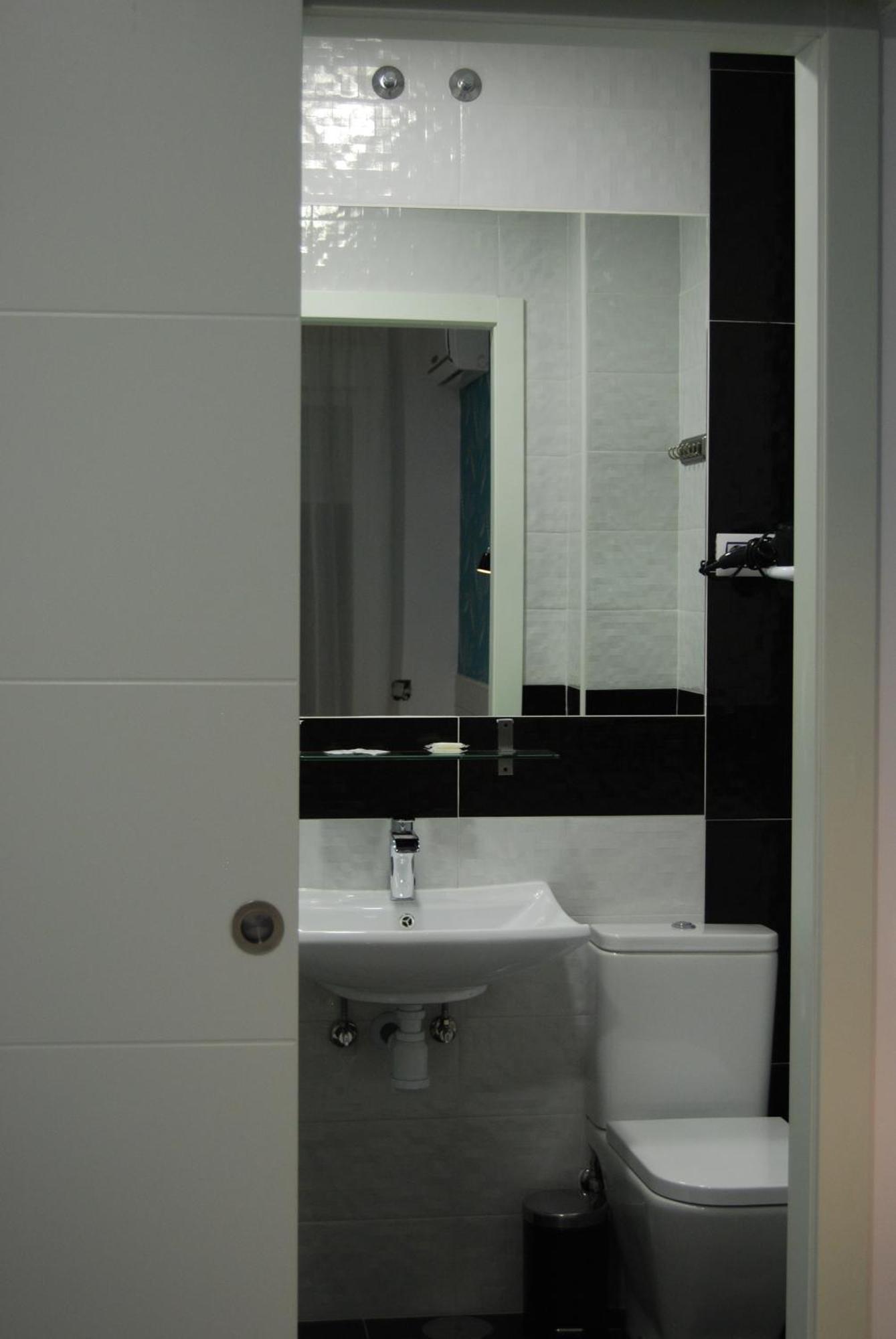 Petite Maman Guest house Madrid