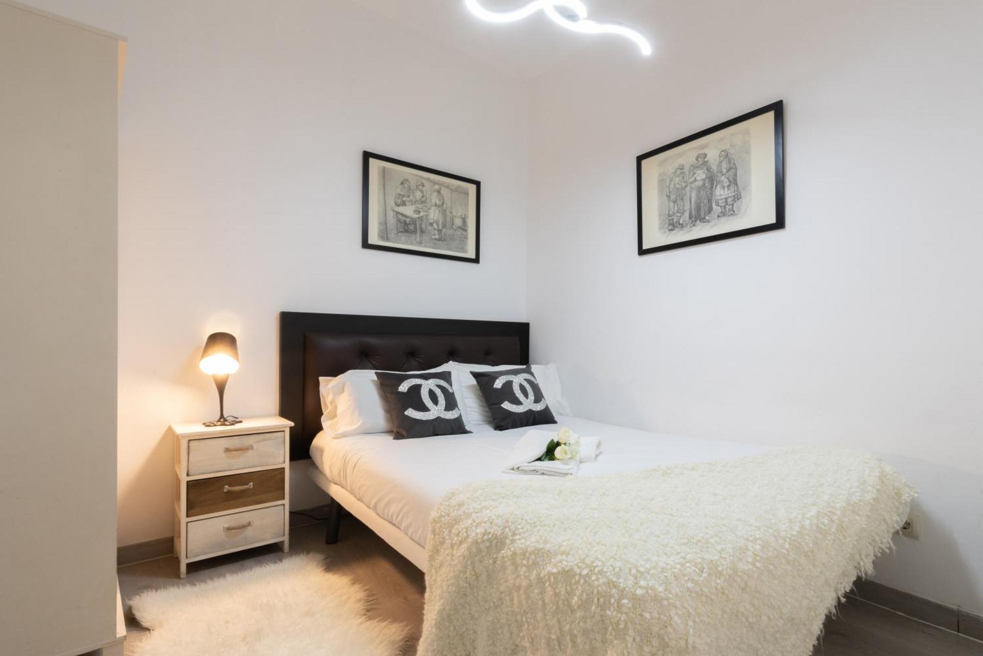 Apartamentos Day Madrid Gran Via Centro Sol Malasana