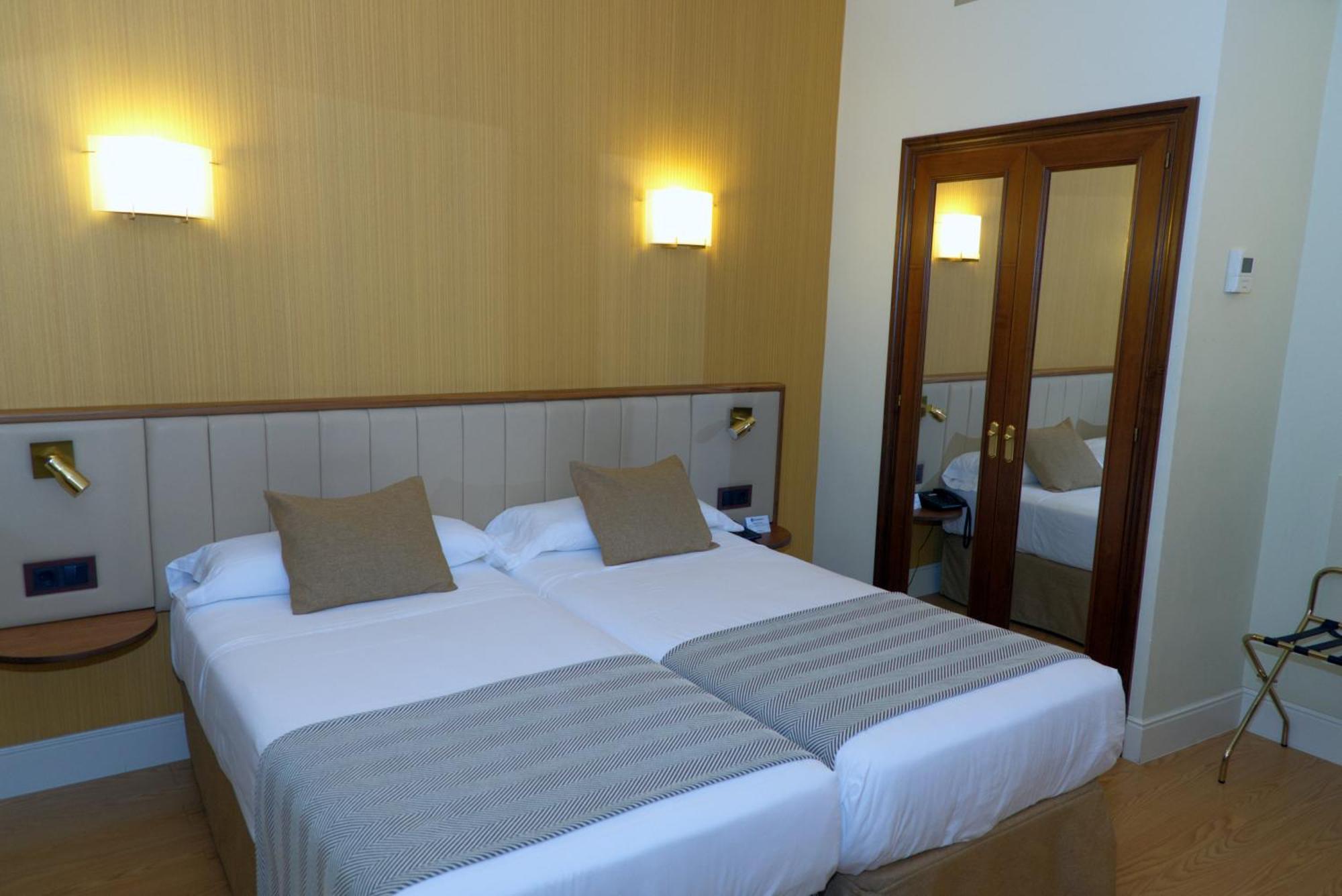 Hotel Condes