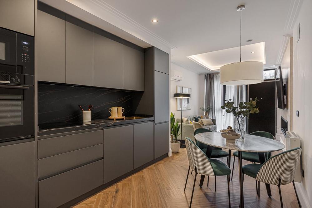 Dobo Homes - Rm21 Apartment